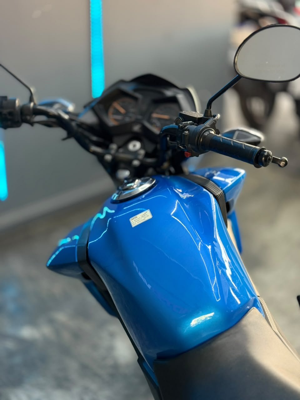HONDA CB125F TWISTER 2022
