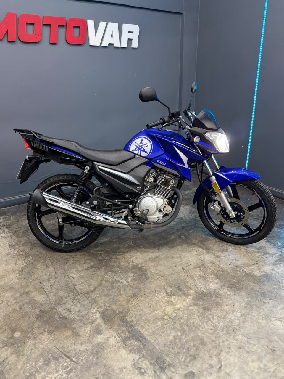 YAMAHA YBR125