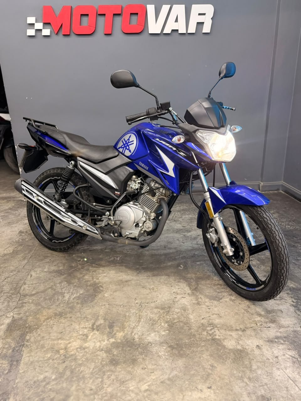 YAMAHA YBR125 2024