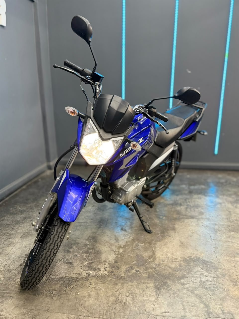 YAMAHA YBR125 2024