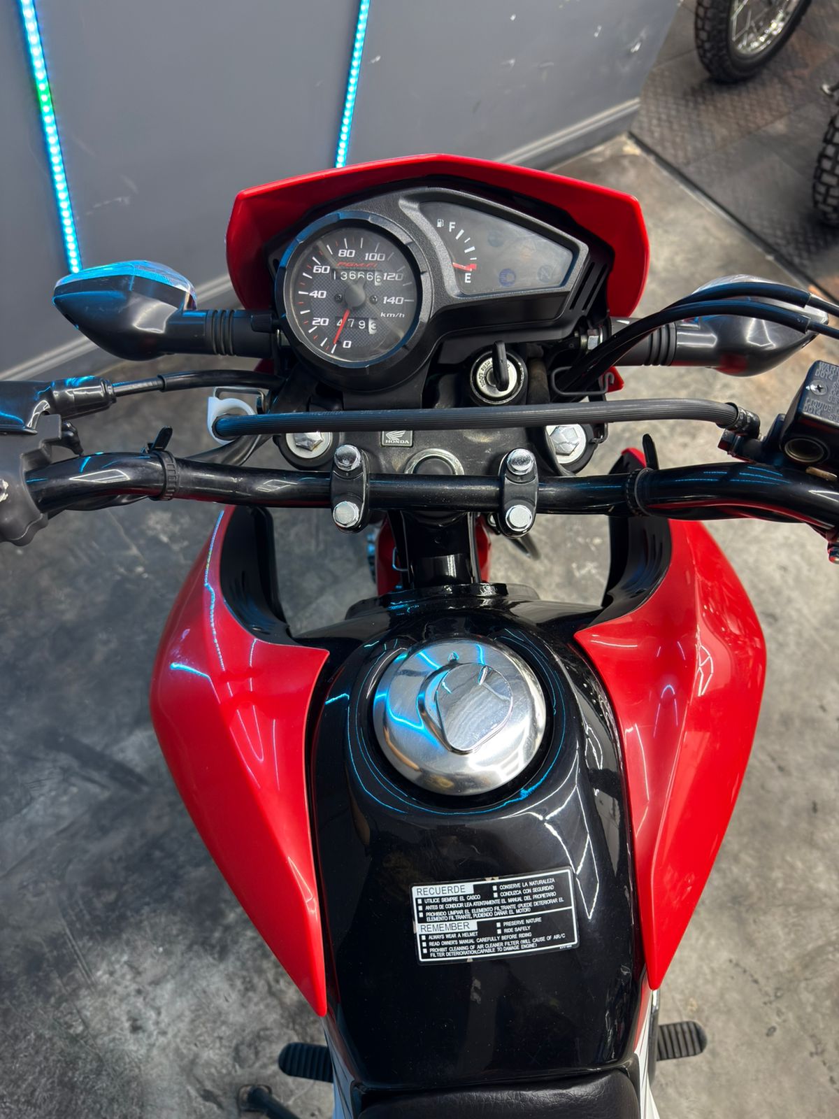 HONDA XR190L 2024