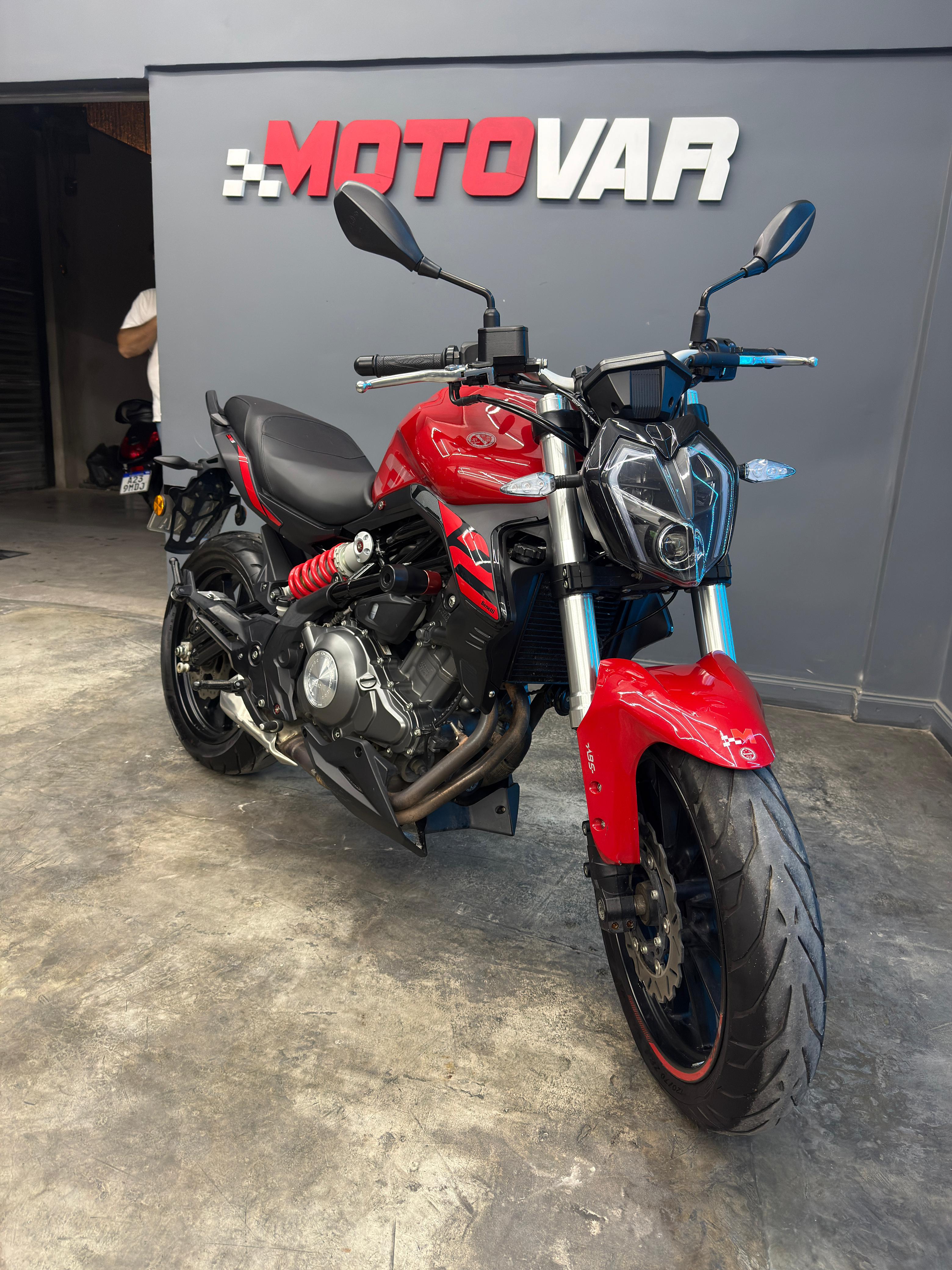 BENELLI TNT 302S 2022