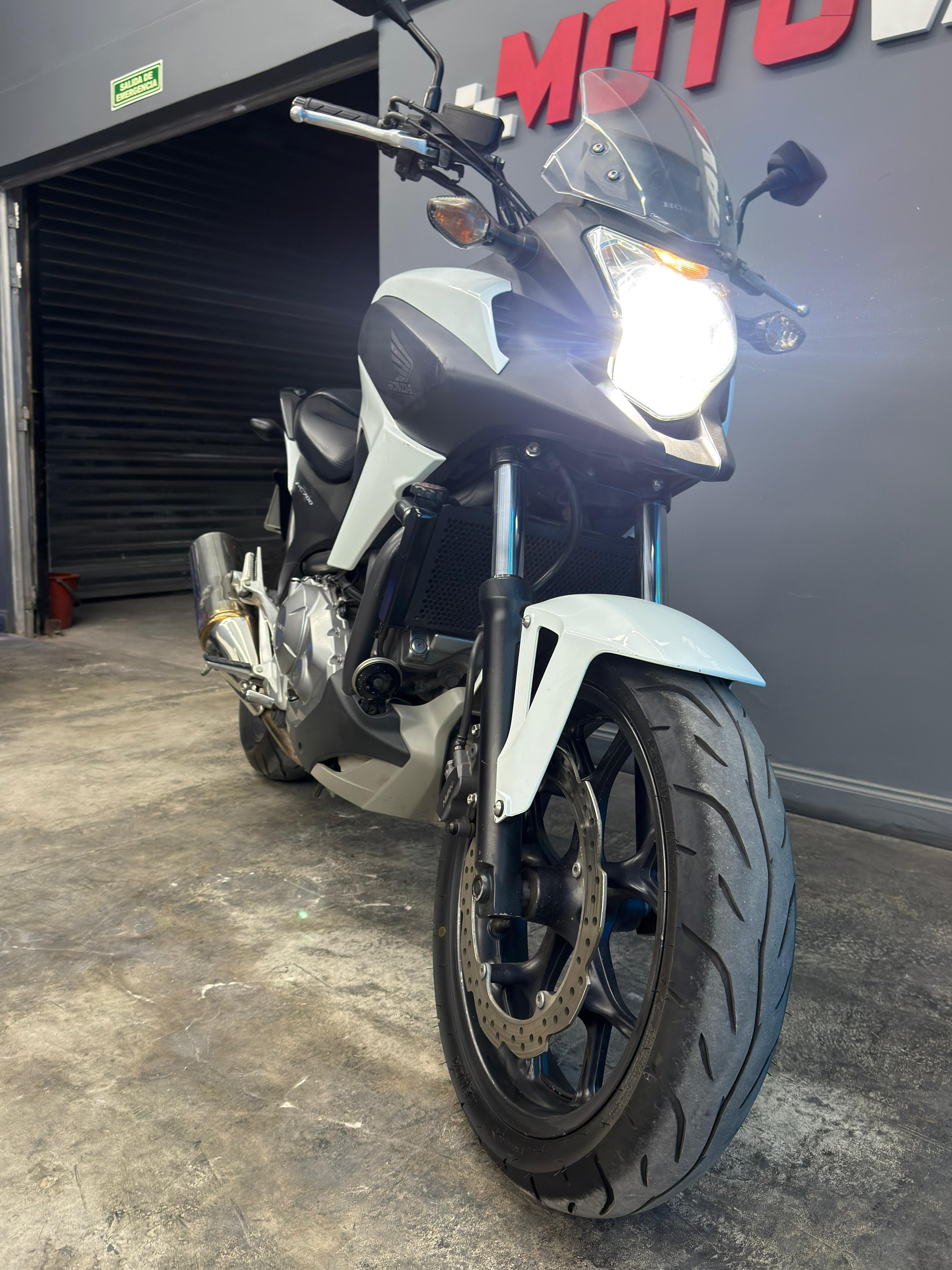 HONDA NC 700 2014
