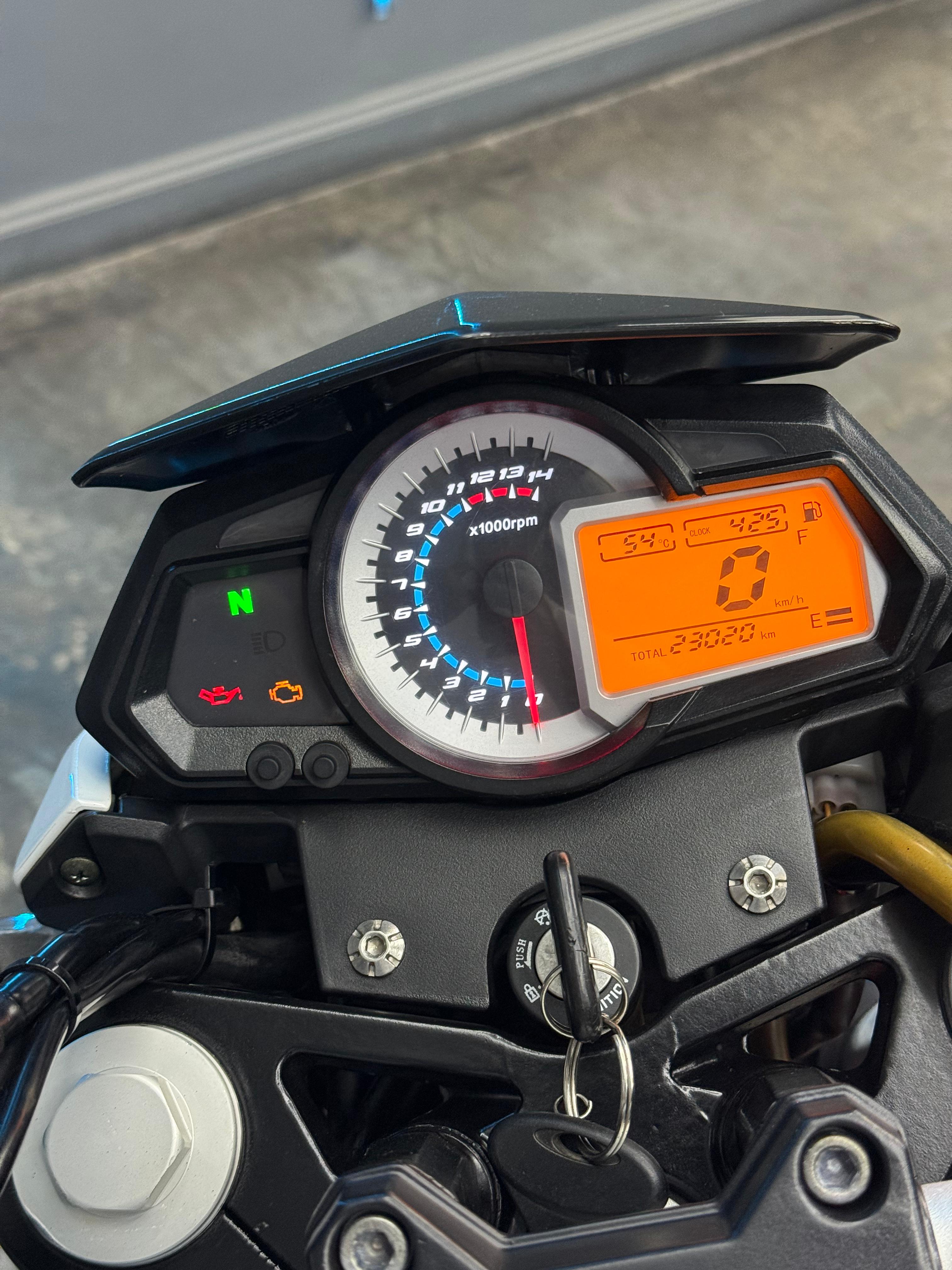 BENELLI TNT 300 2017