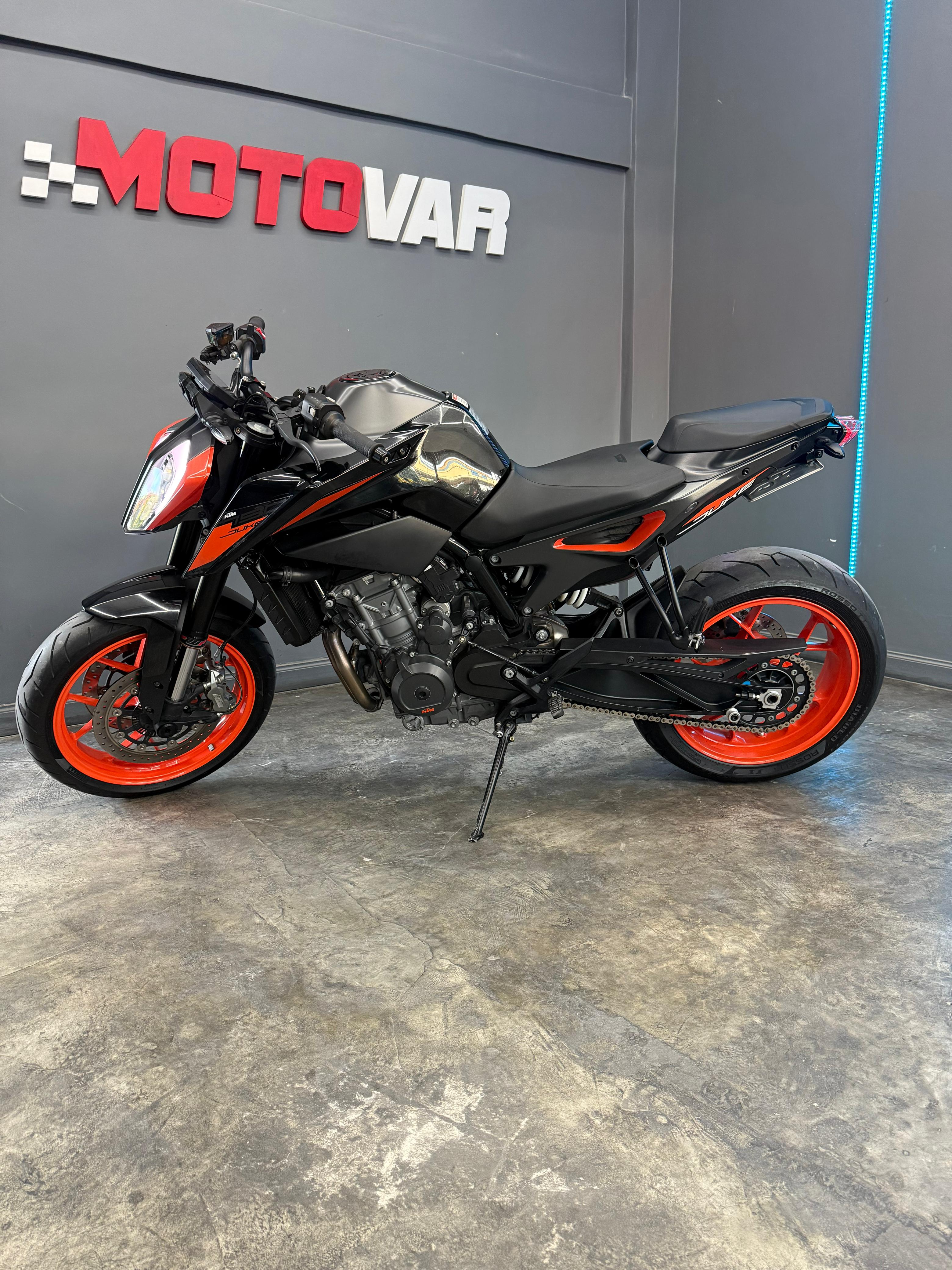 KTM DUKE 790 2020