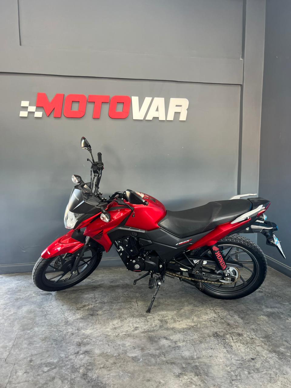 HONDA CB125F TWISTER 2023