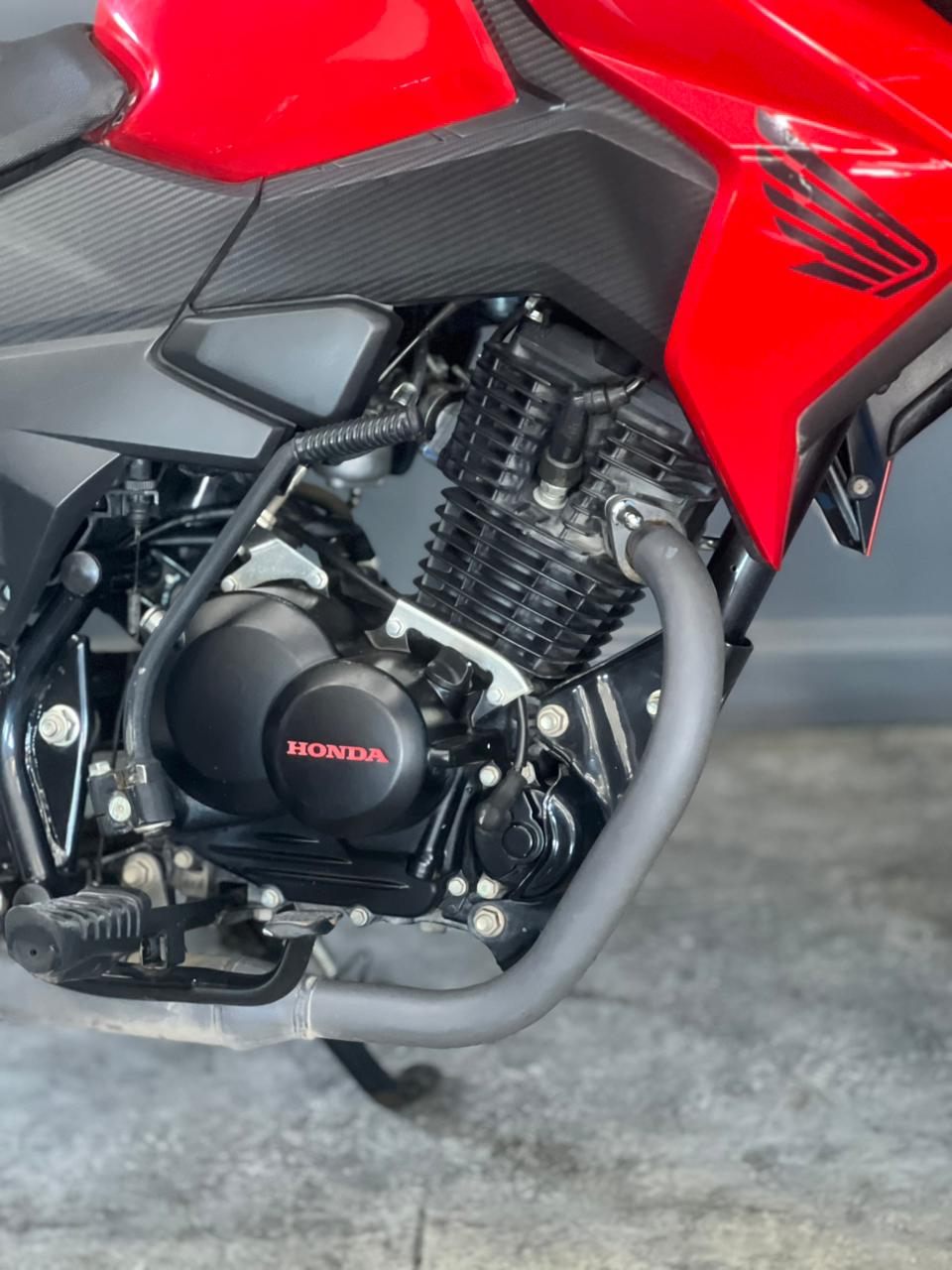 HONDA CB125F TWISTER 2023