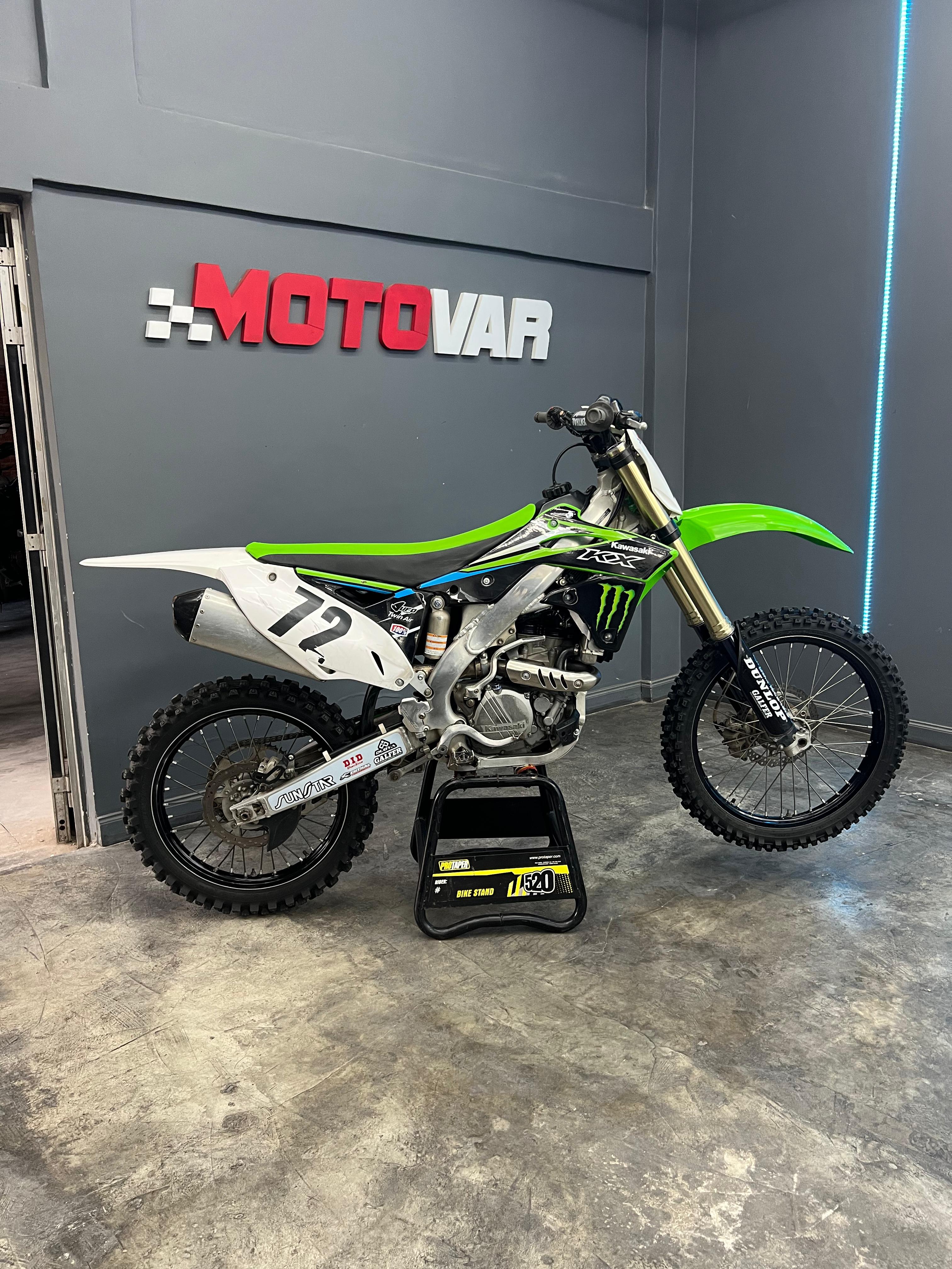 KAWASAKI KXF 250