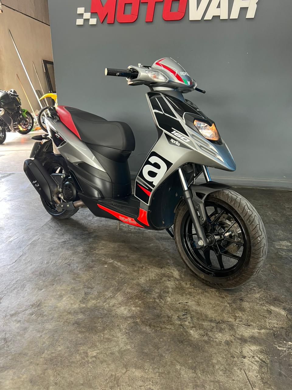 APRILIA SR 160 2024