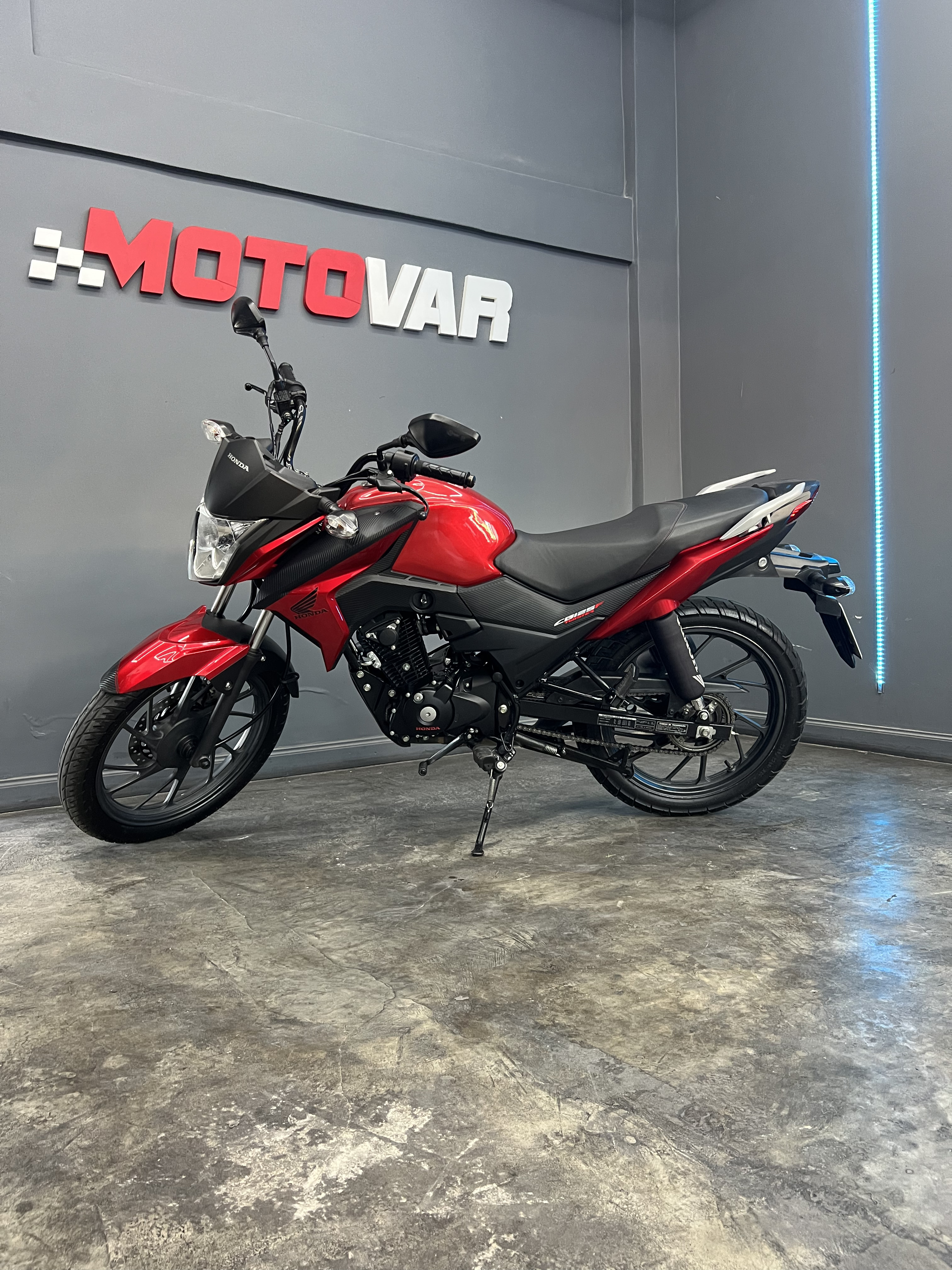 HONDA CB125F TWISTER 2024