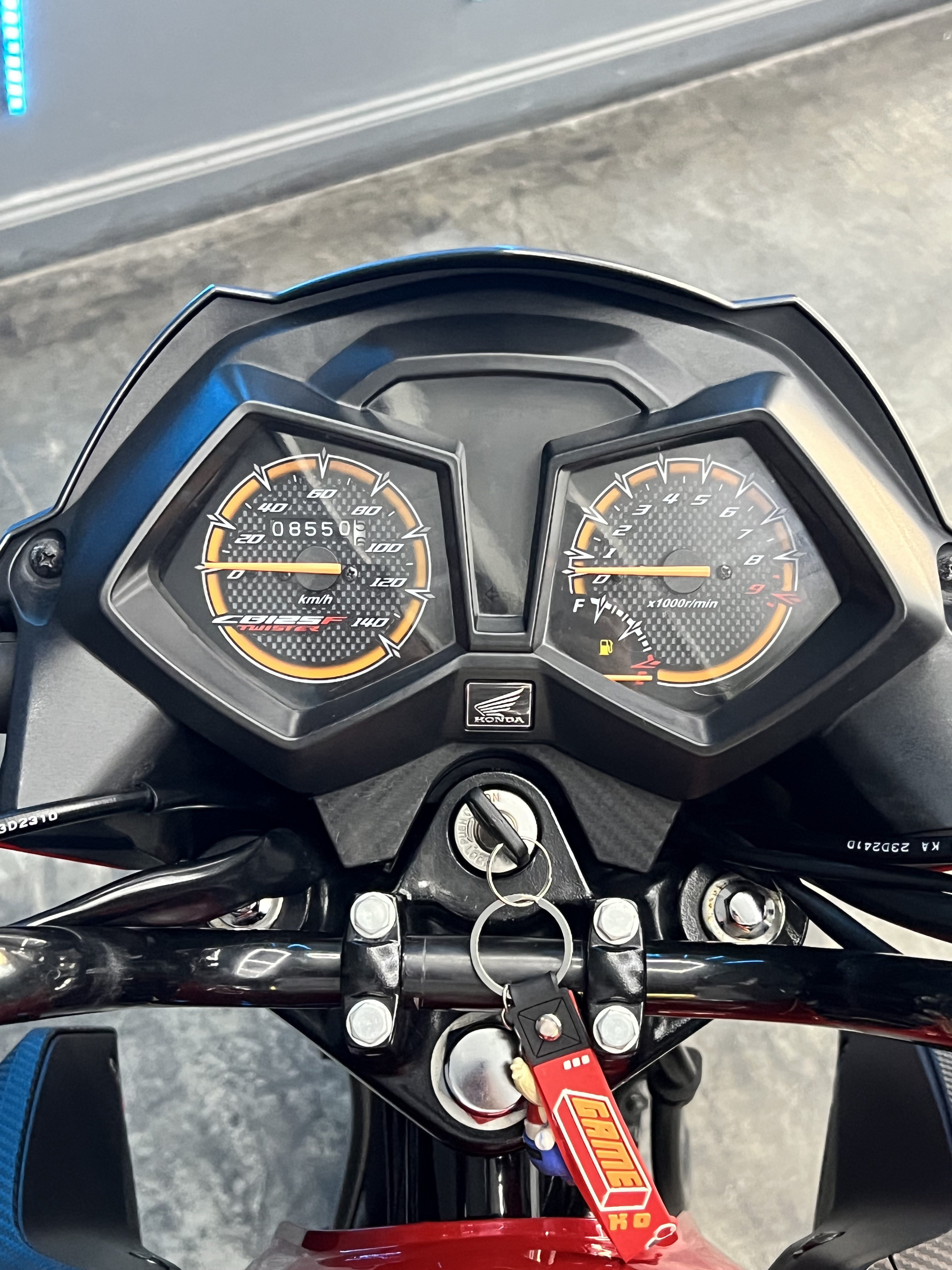 HONDA CB125F TWISTER 2024