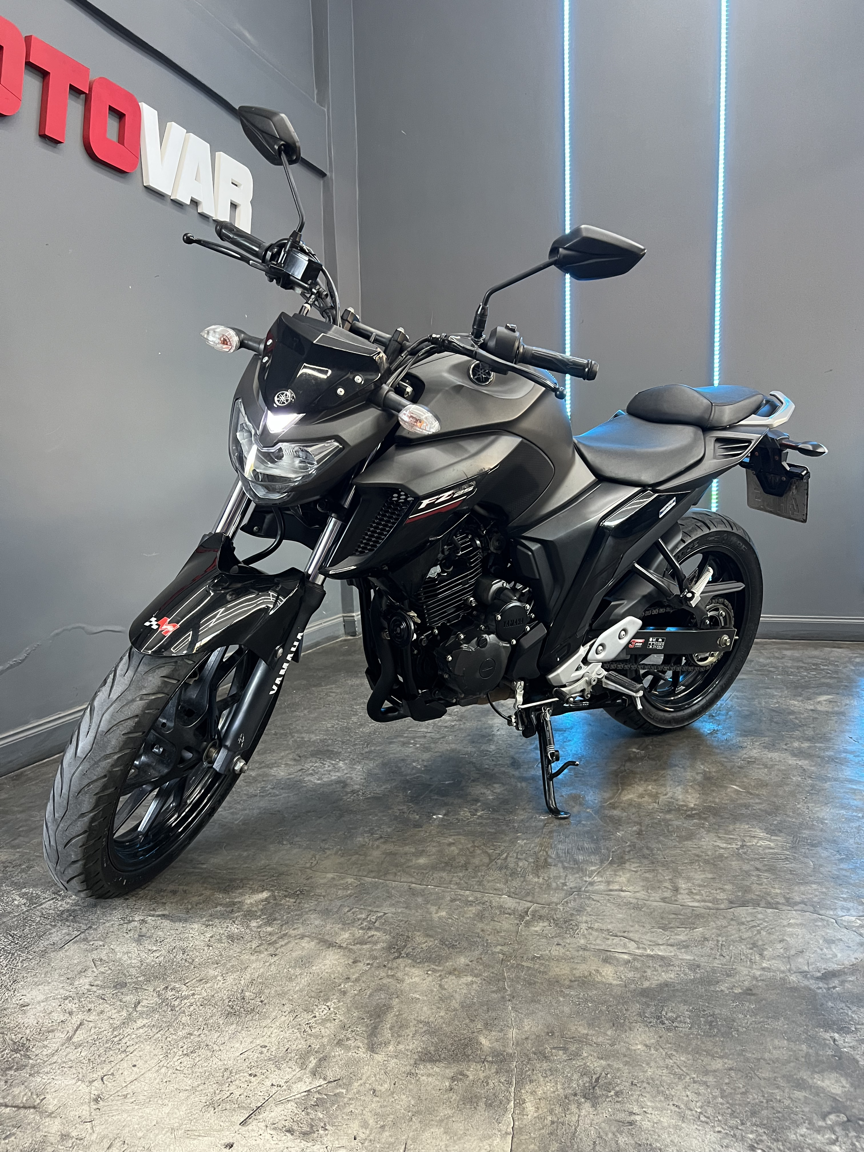 YAMAHA FZ 250 2023
