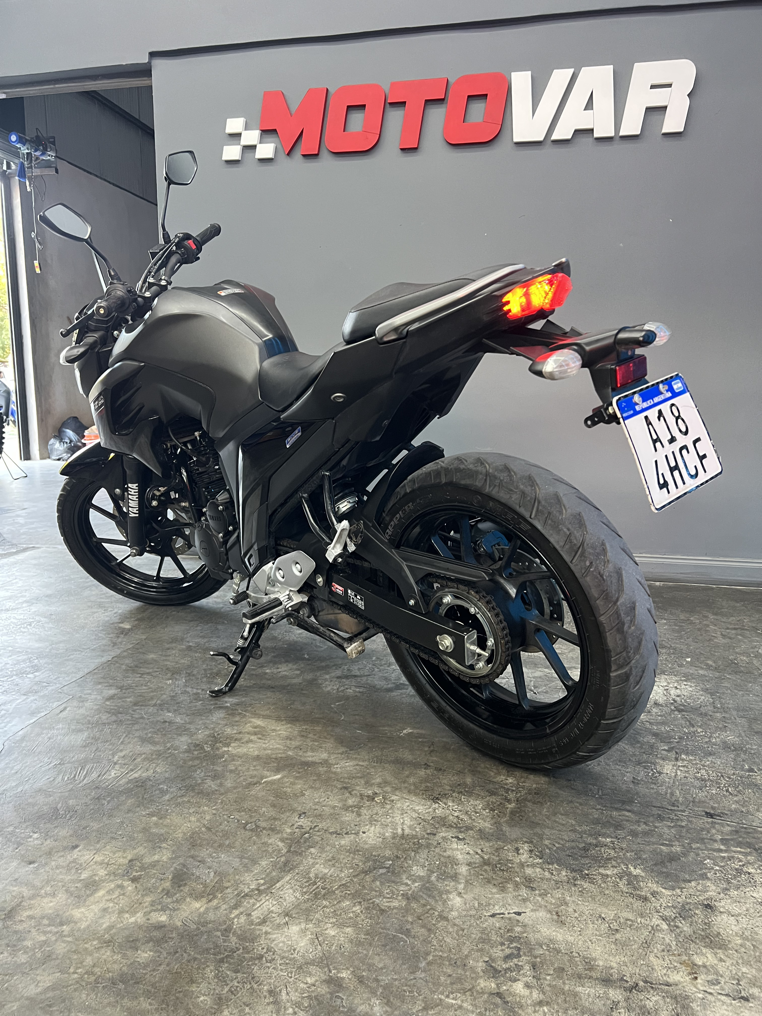 YAMAHA FZ 250 2023