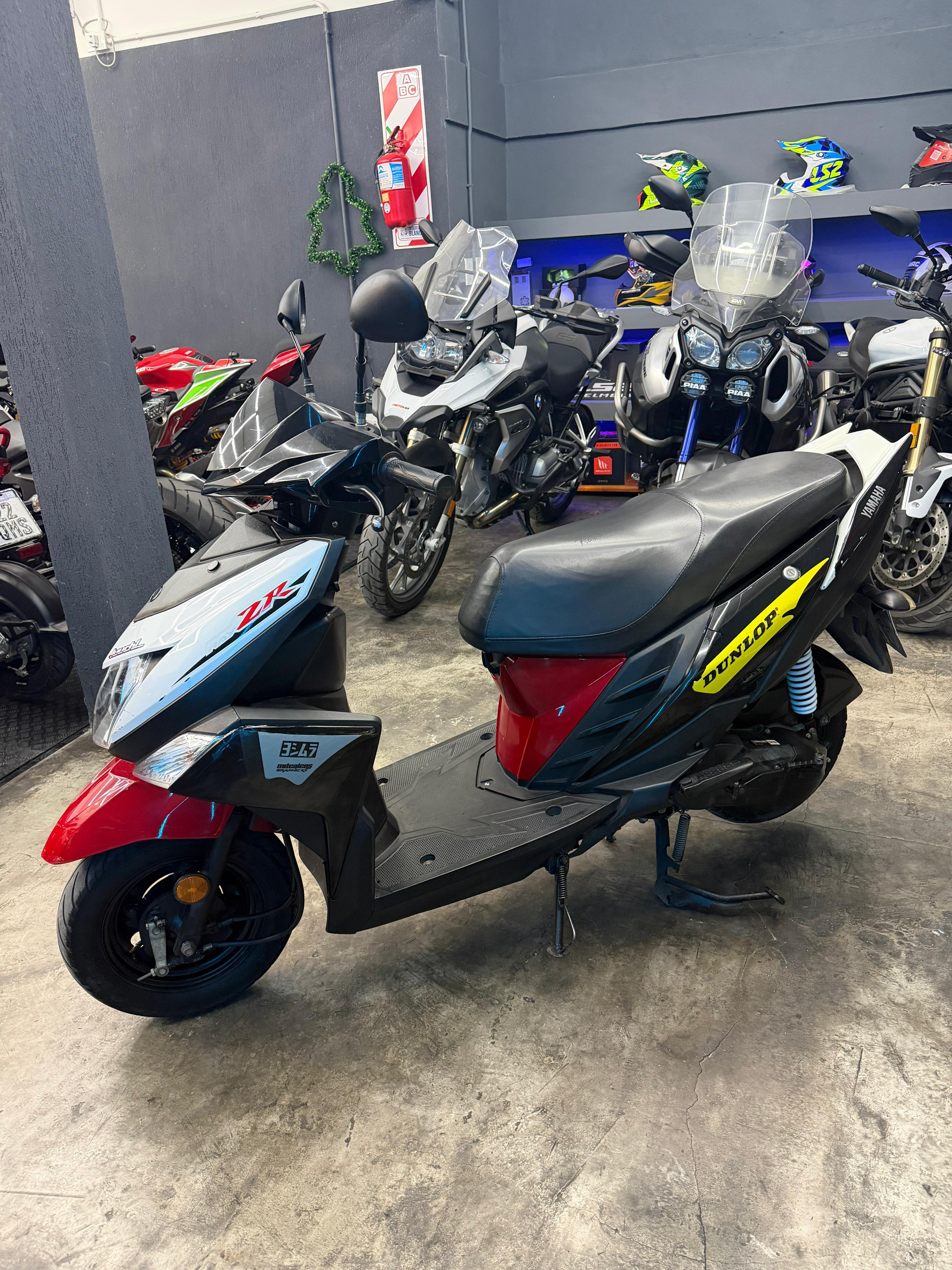 YAMAHA RAY ZR 115 2017