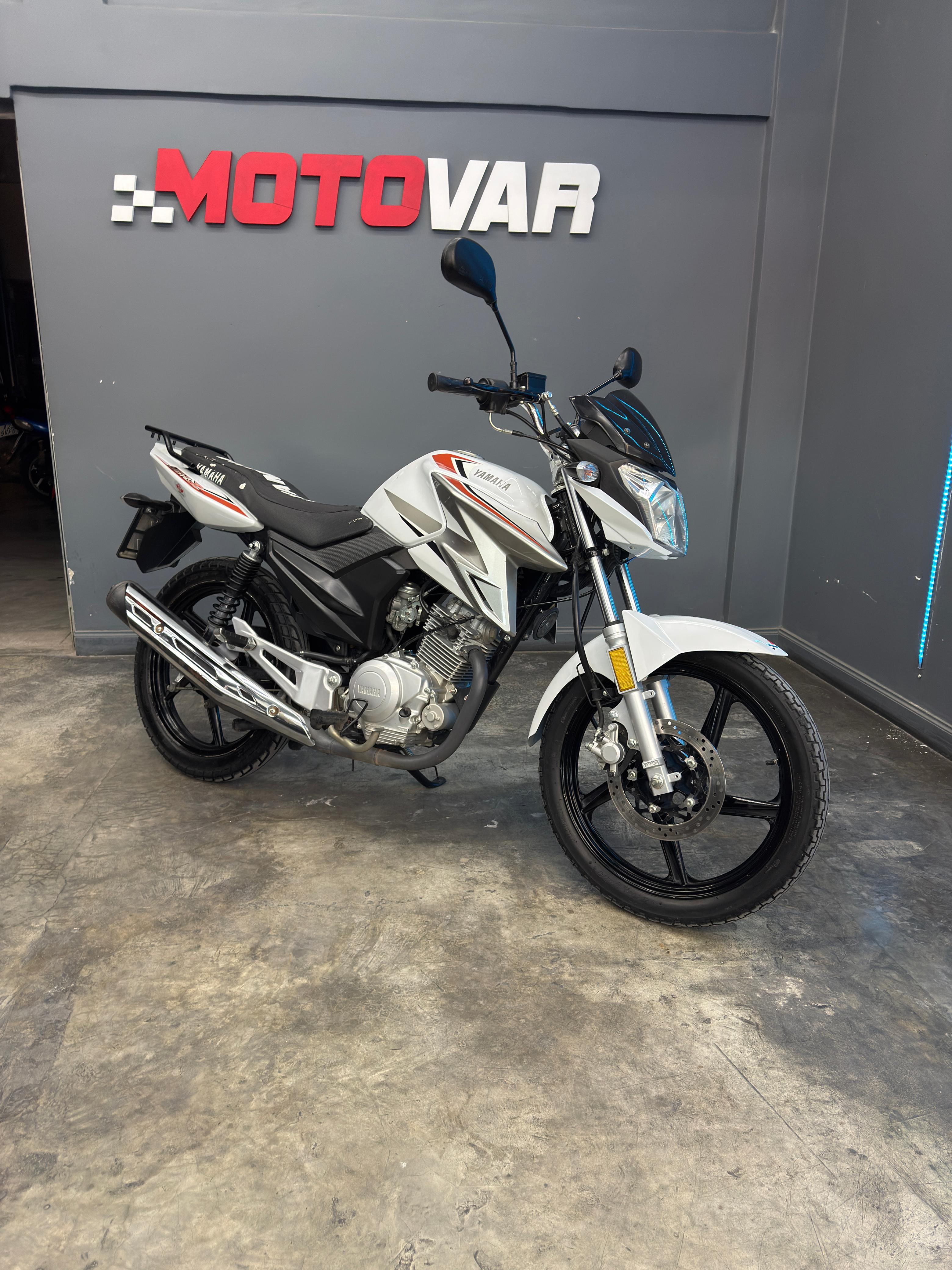 YAMAHA YBR125 2022