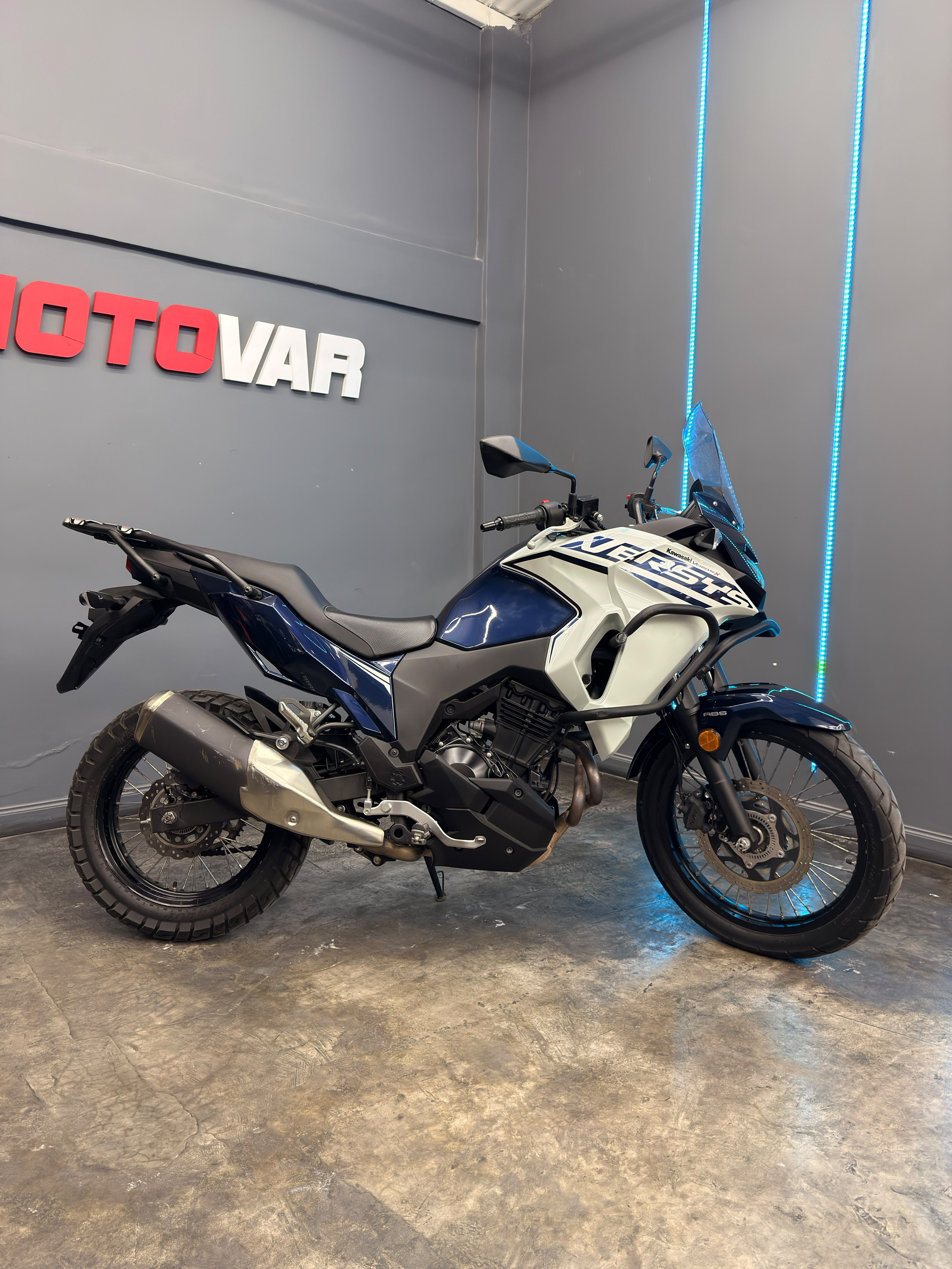 KAWASAKI VERSYS 300 2022