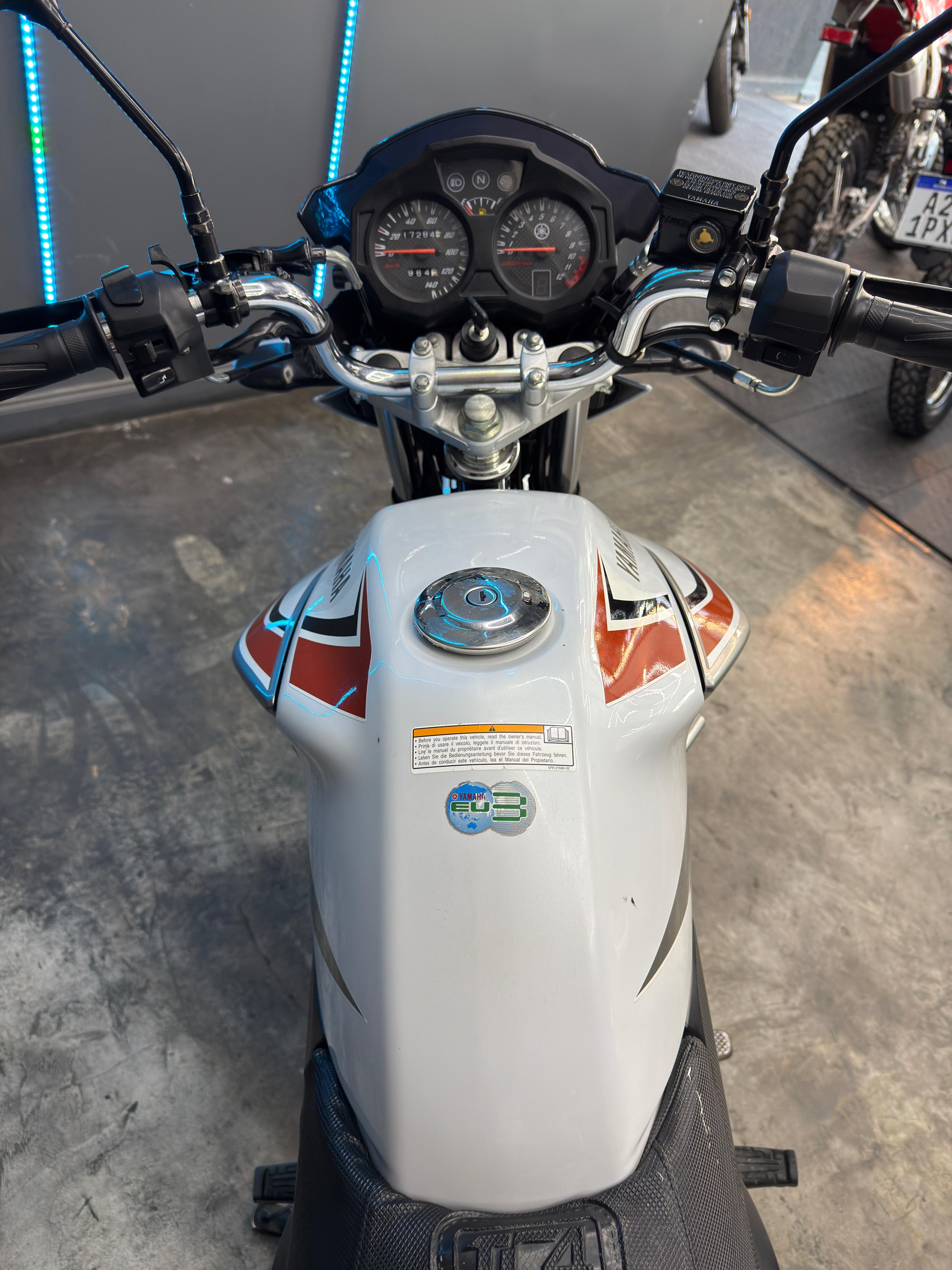 YAMAHA YBR125 2022
