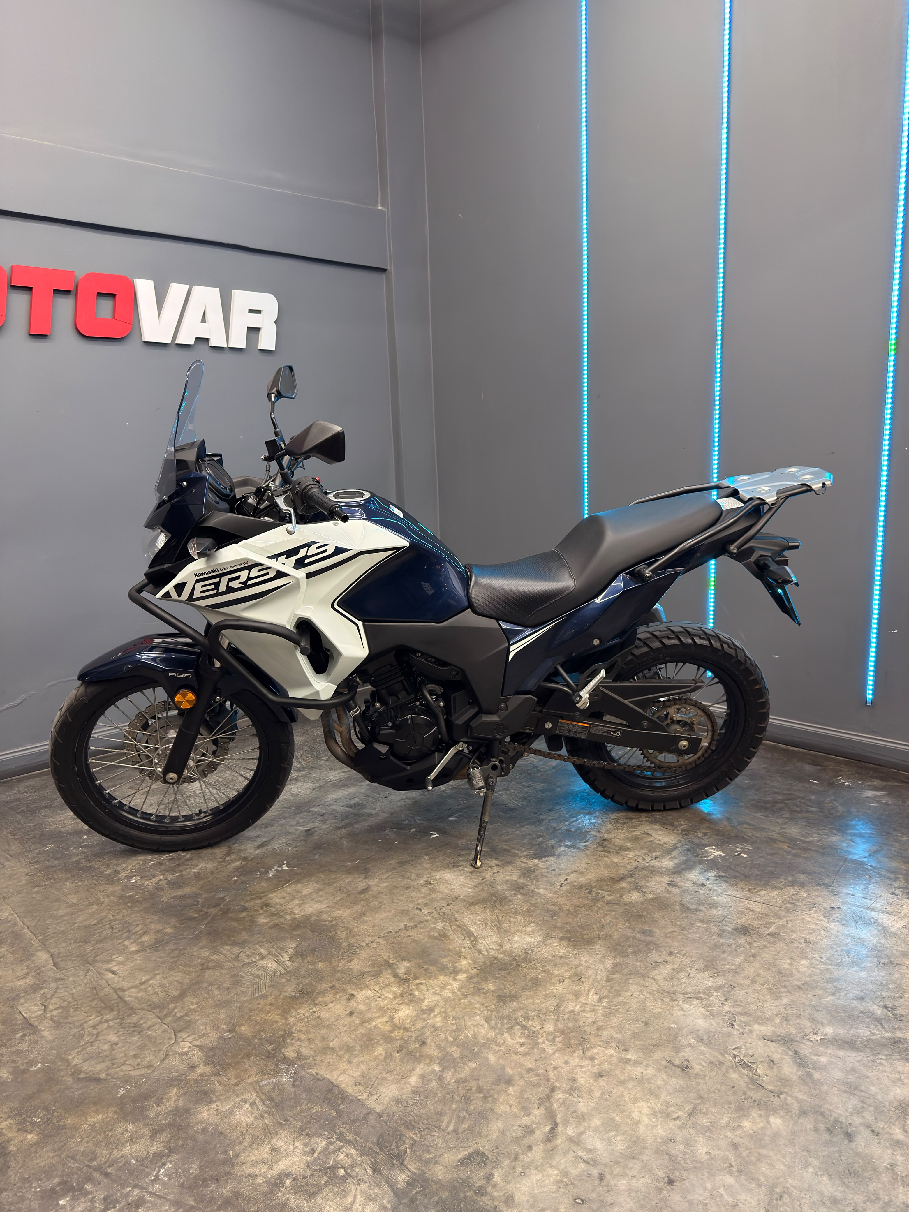 KAWASAKI VERSYS 300 2022