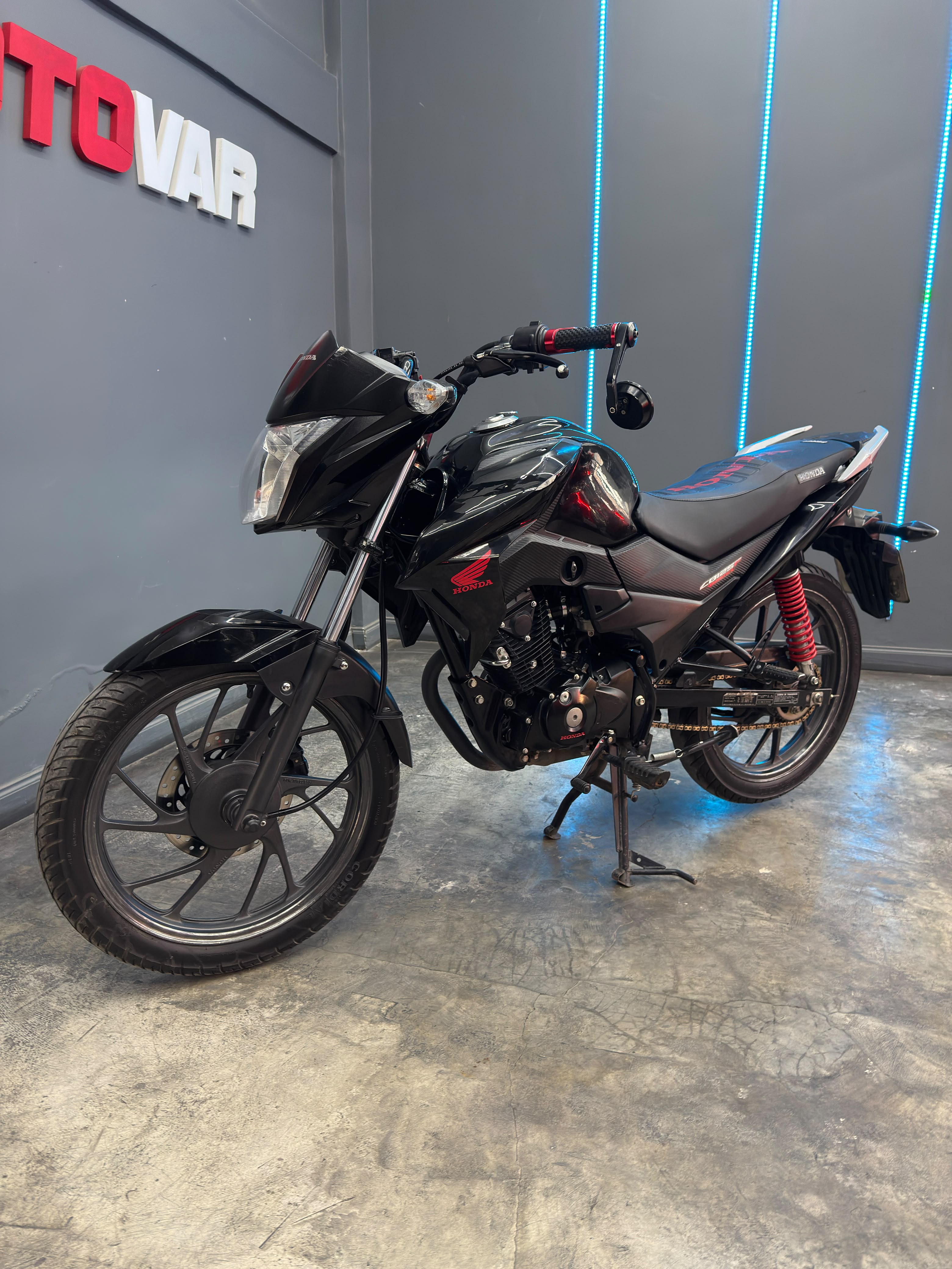 HONDA CB125F TWISTER 2022