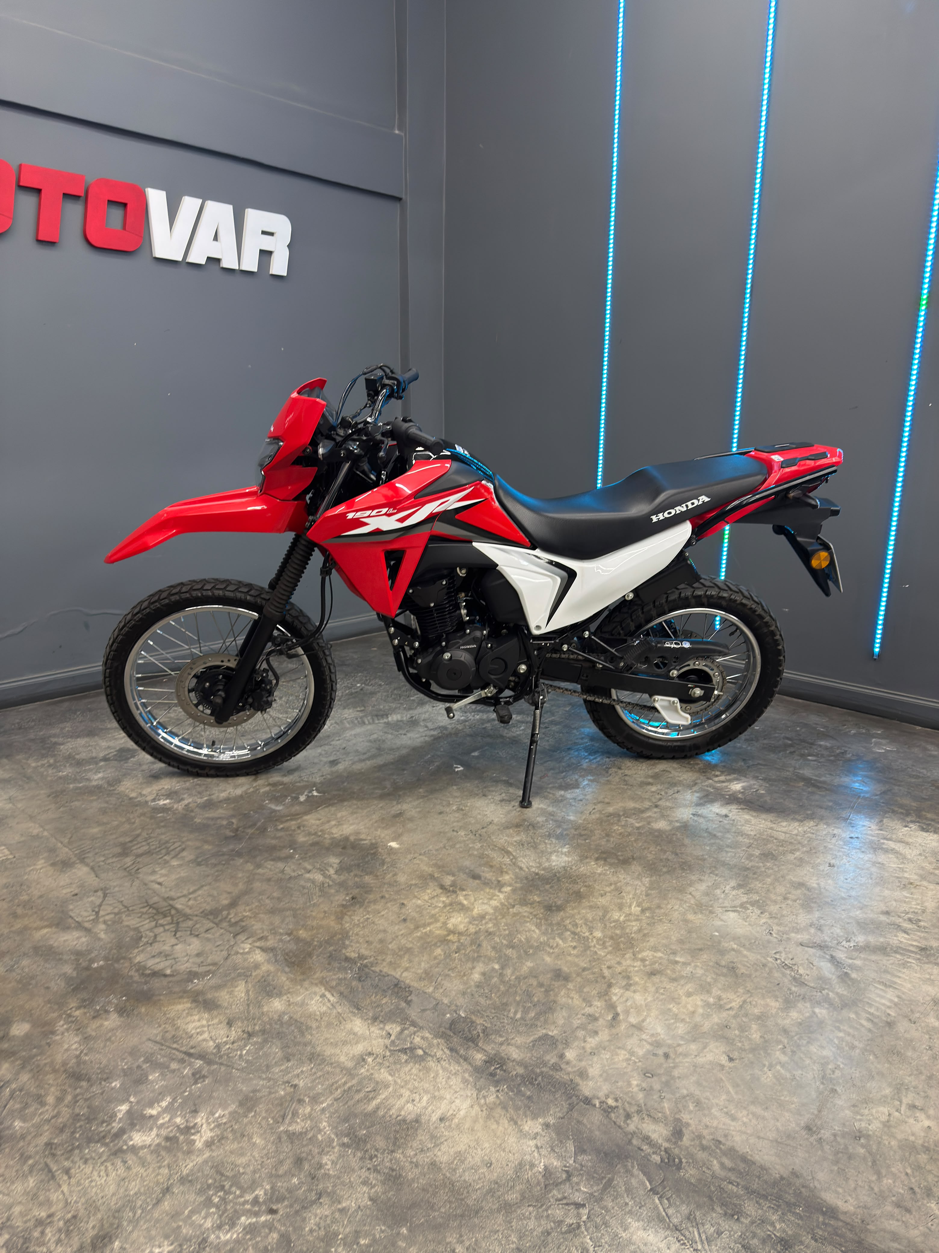 HONDA XR190L 2025