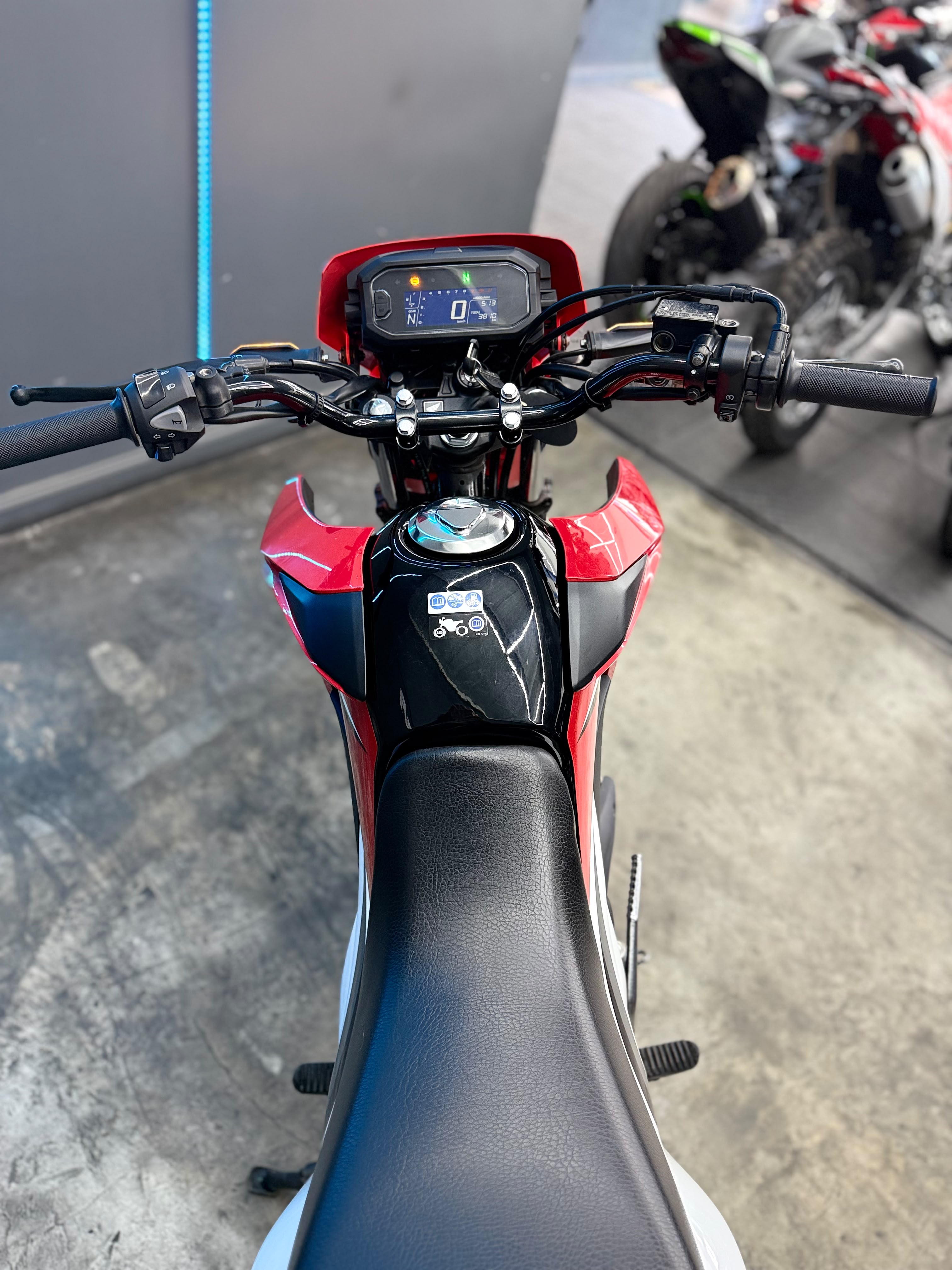 HONDA XR190L 2025