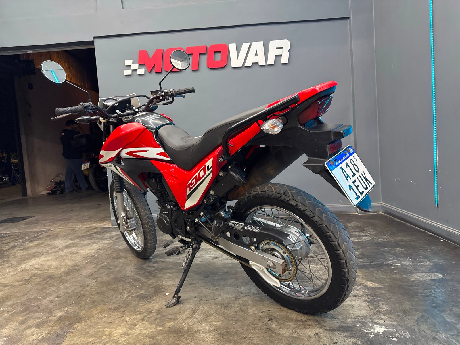 HONDA XR190L 2022