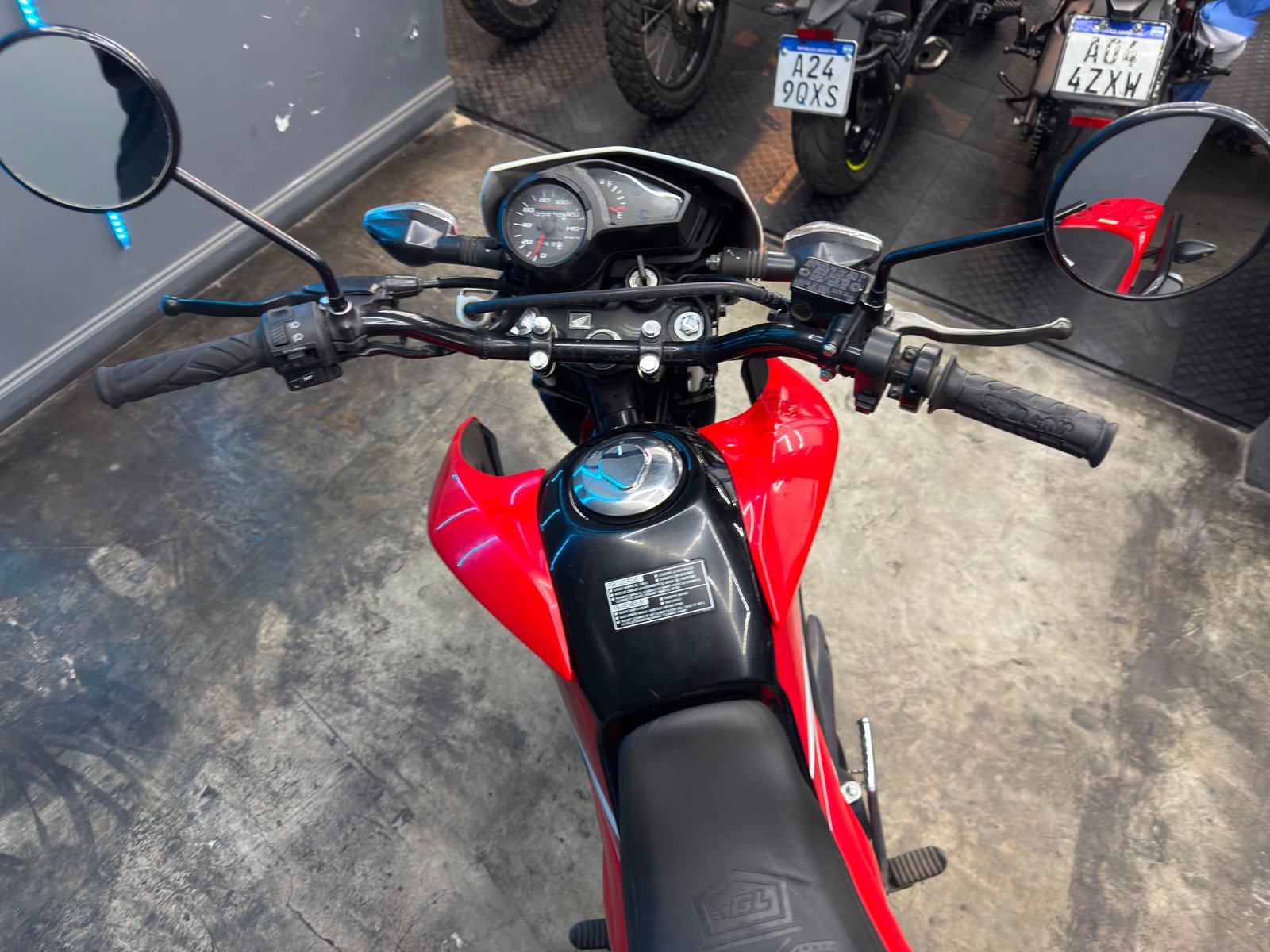 HONDA XR190L 2022