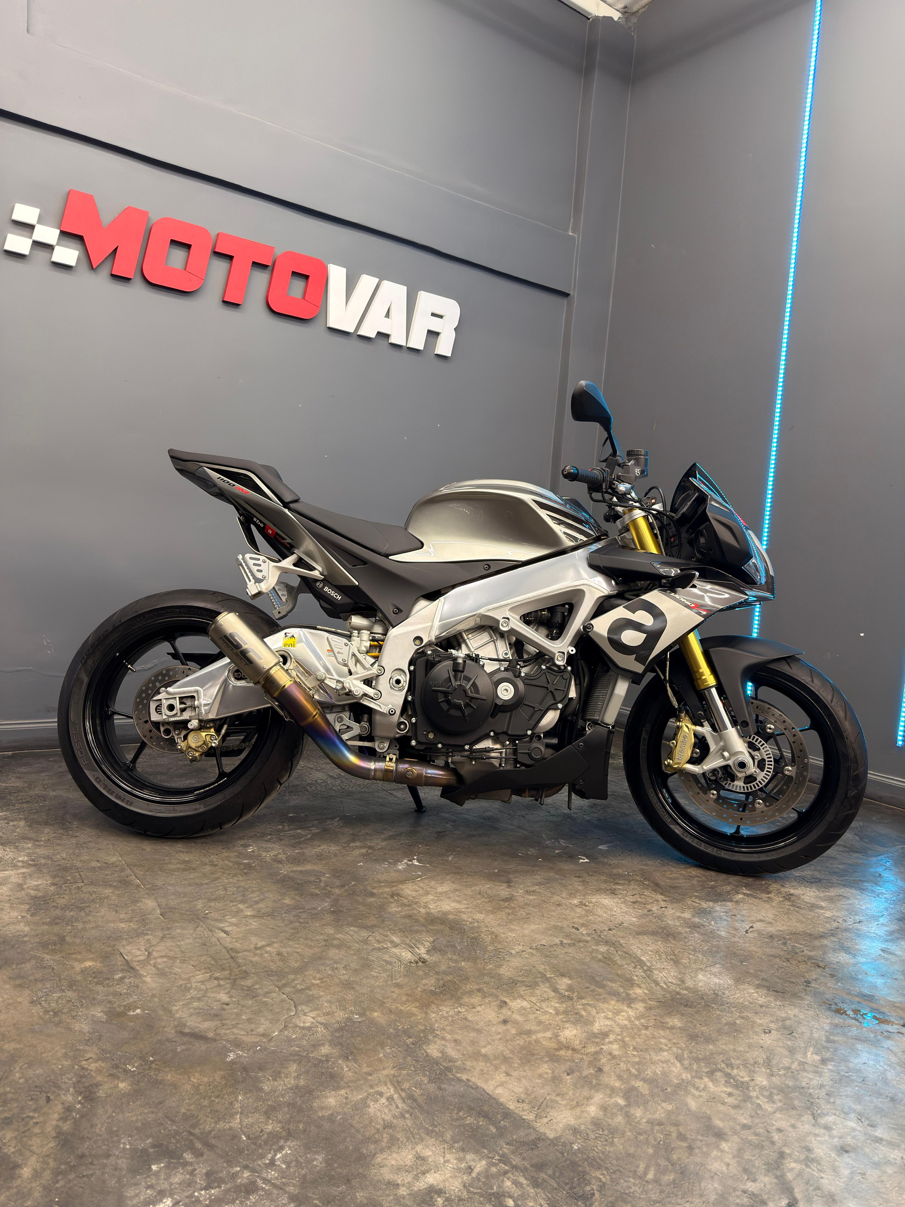 APRILIA TUONO V4 1100 2017