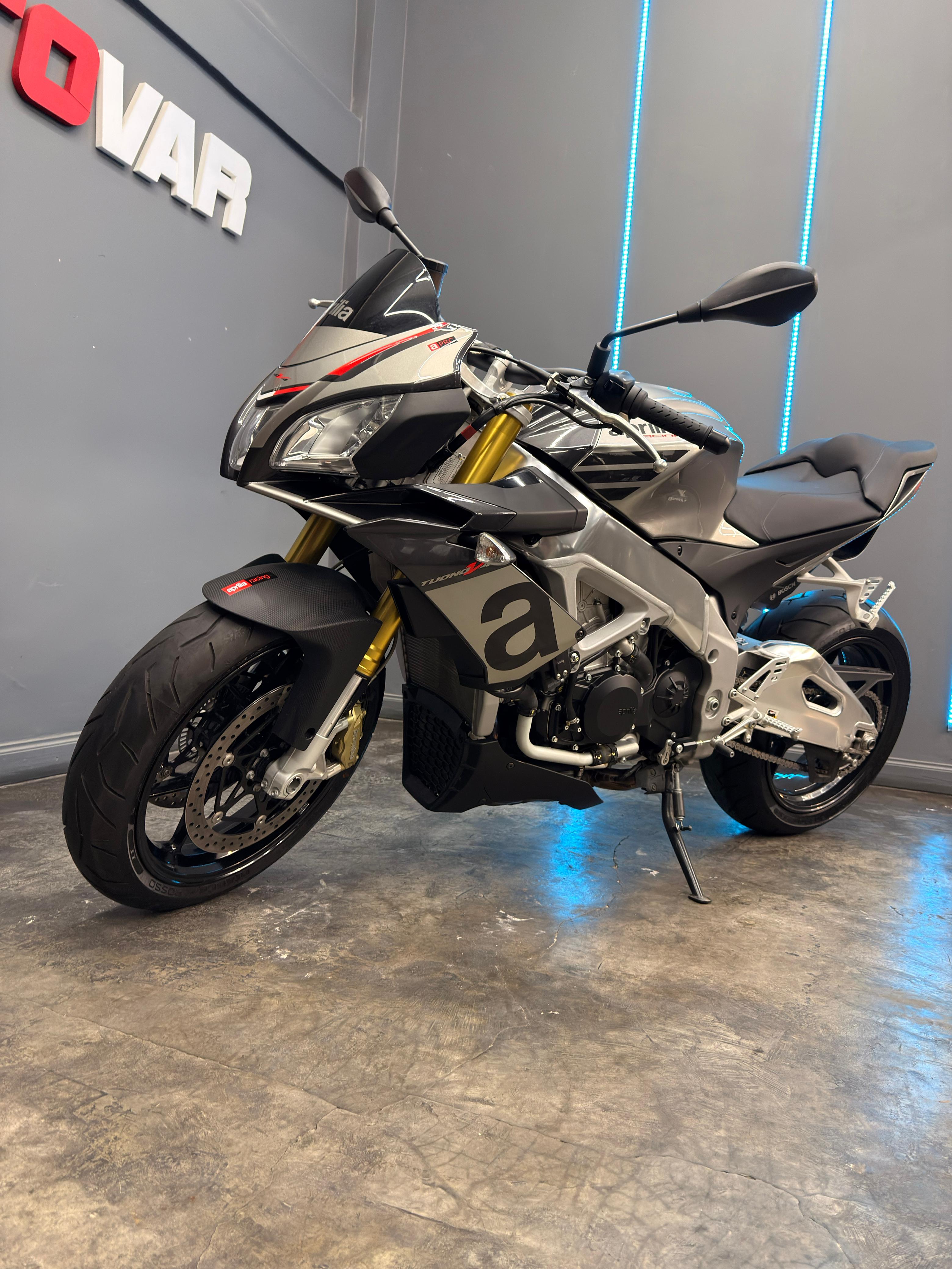 APRILIA TUONO V4 1100 2017