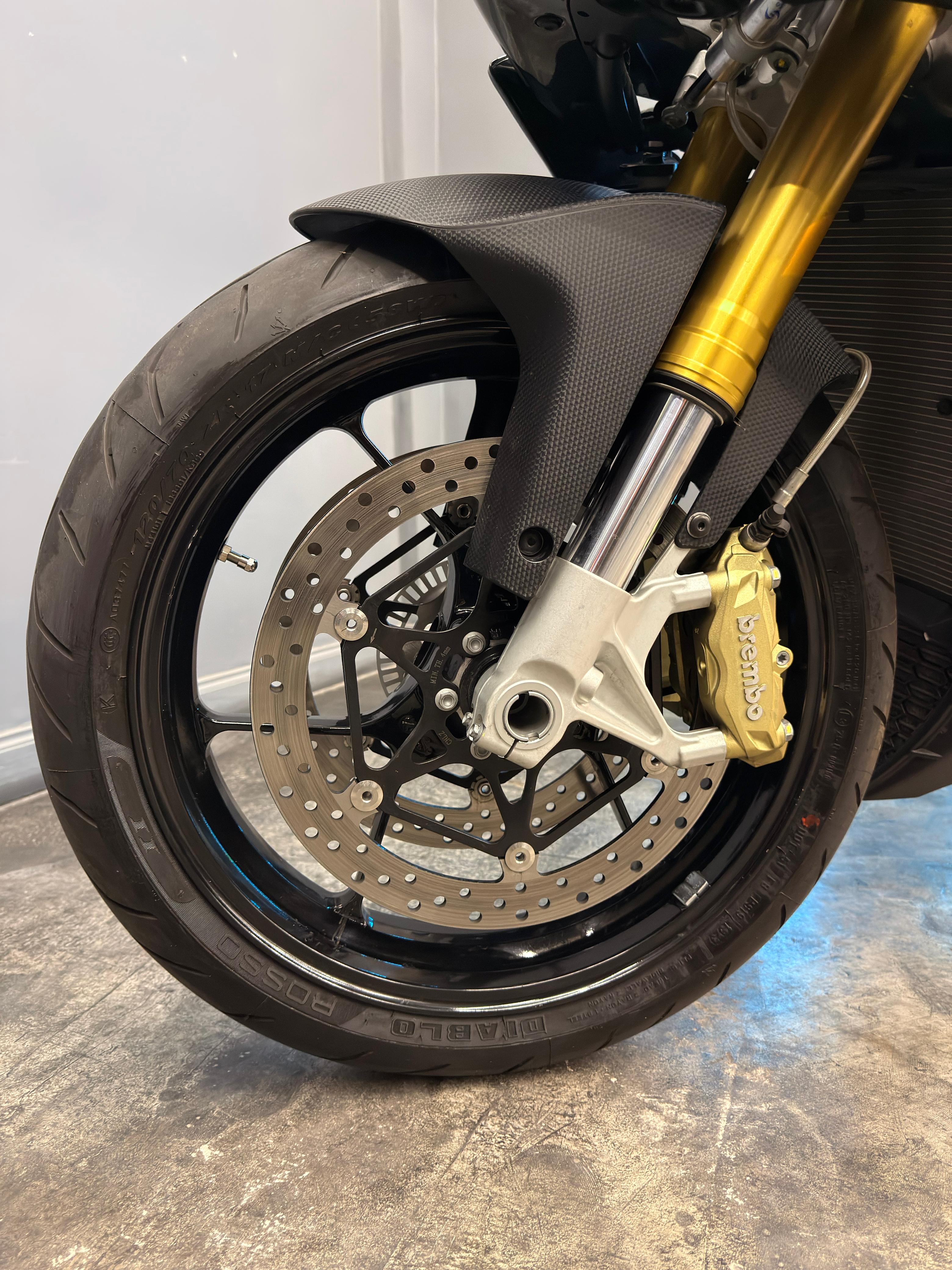 APRILIA TUONO V4 1100 2017
