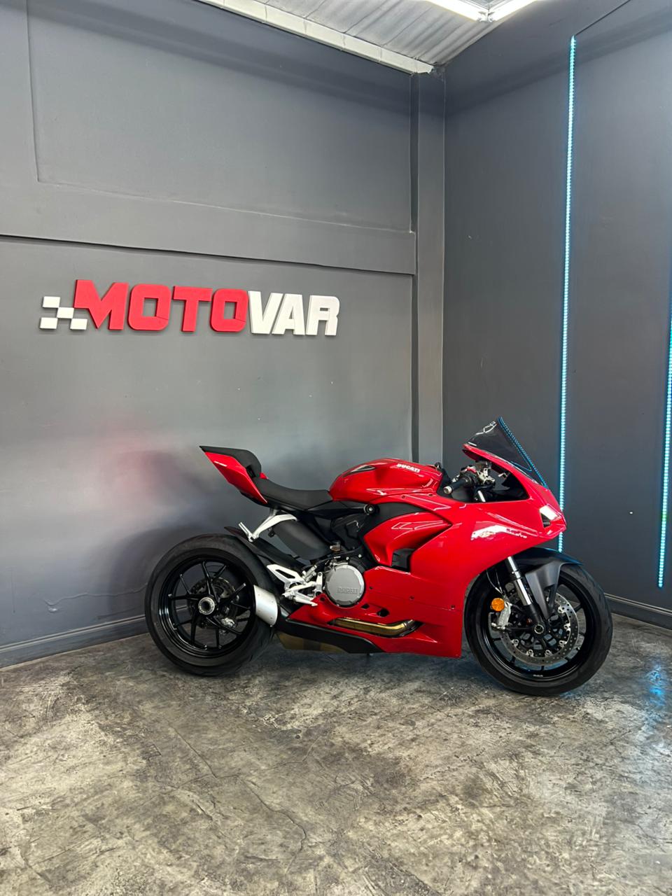 DUCATI PANIGALE V2 2020