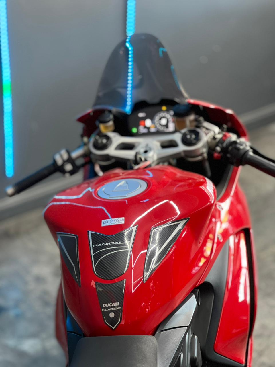 DUCATI PANIGALE V2 2020