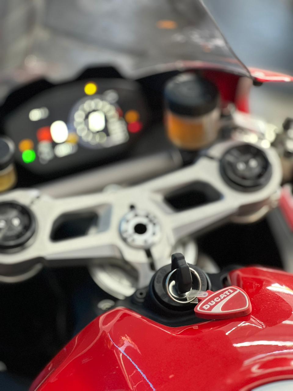 DUCATI PANIGALE V2 2020
