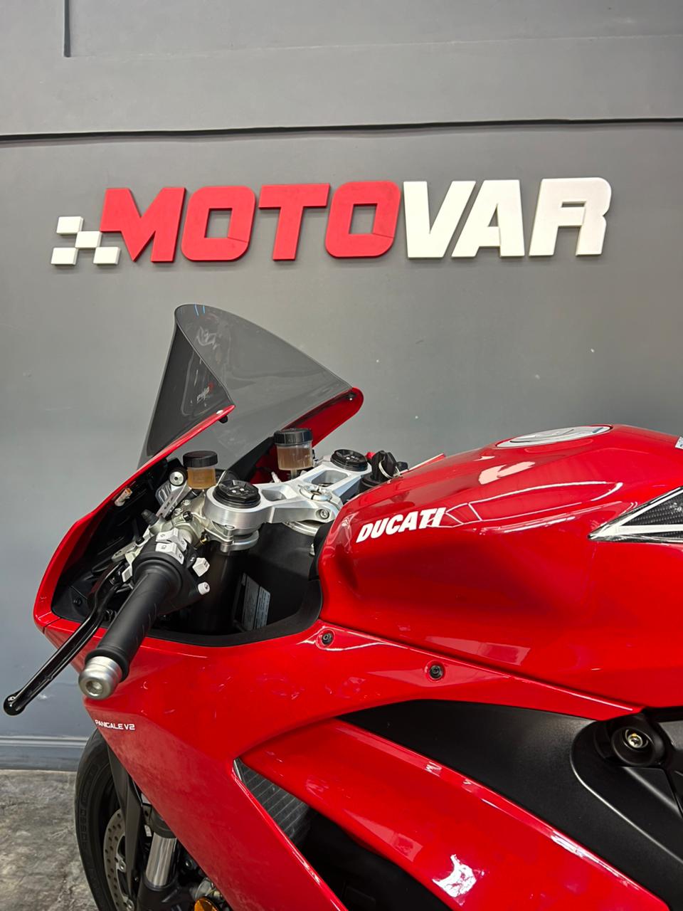 DUCATI PANIGALE V2 2020