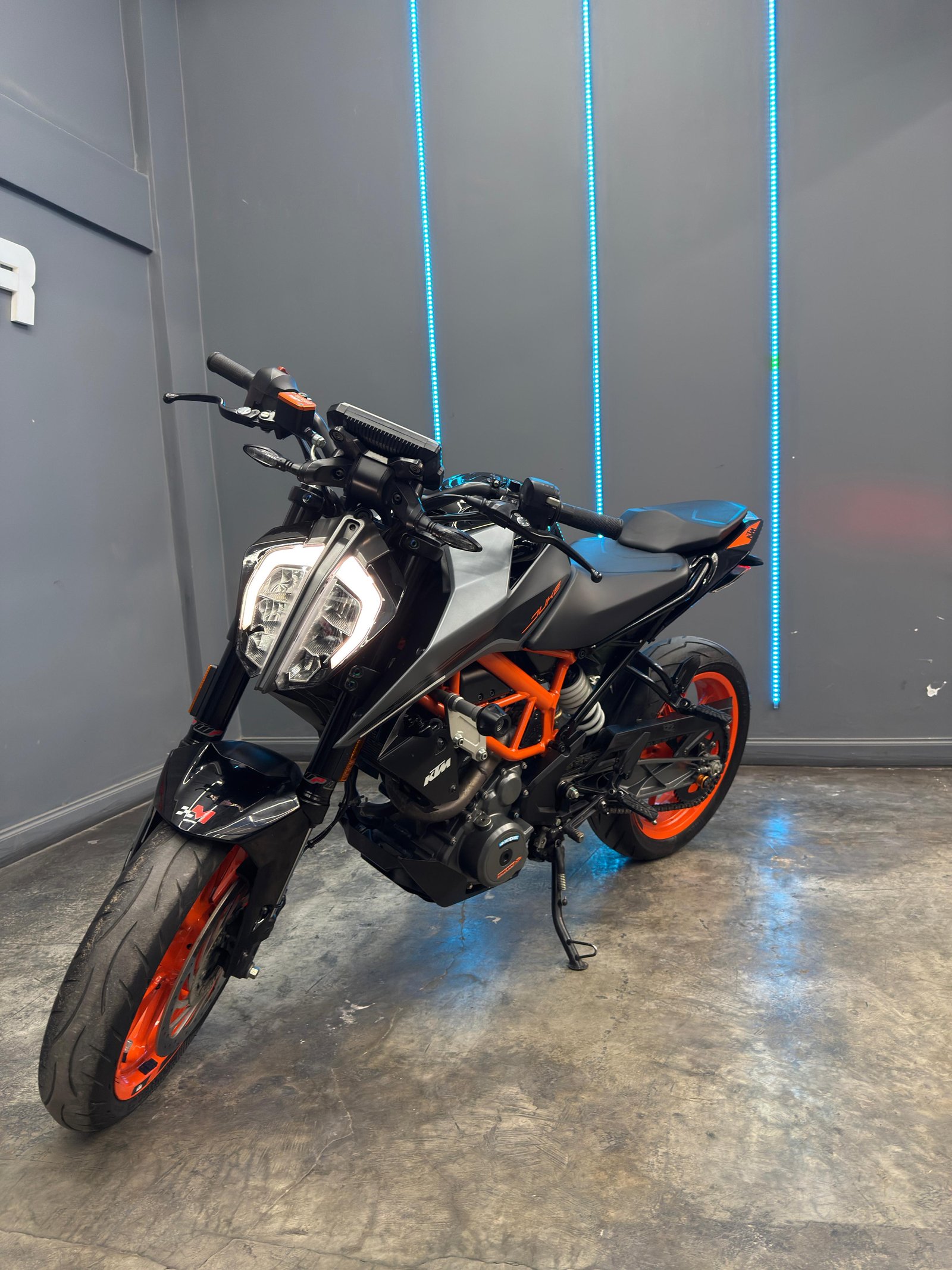 KTM DUKE 390 2021