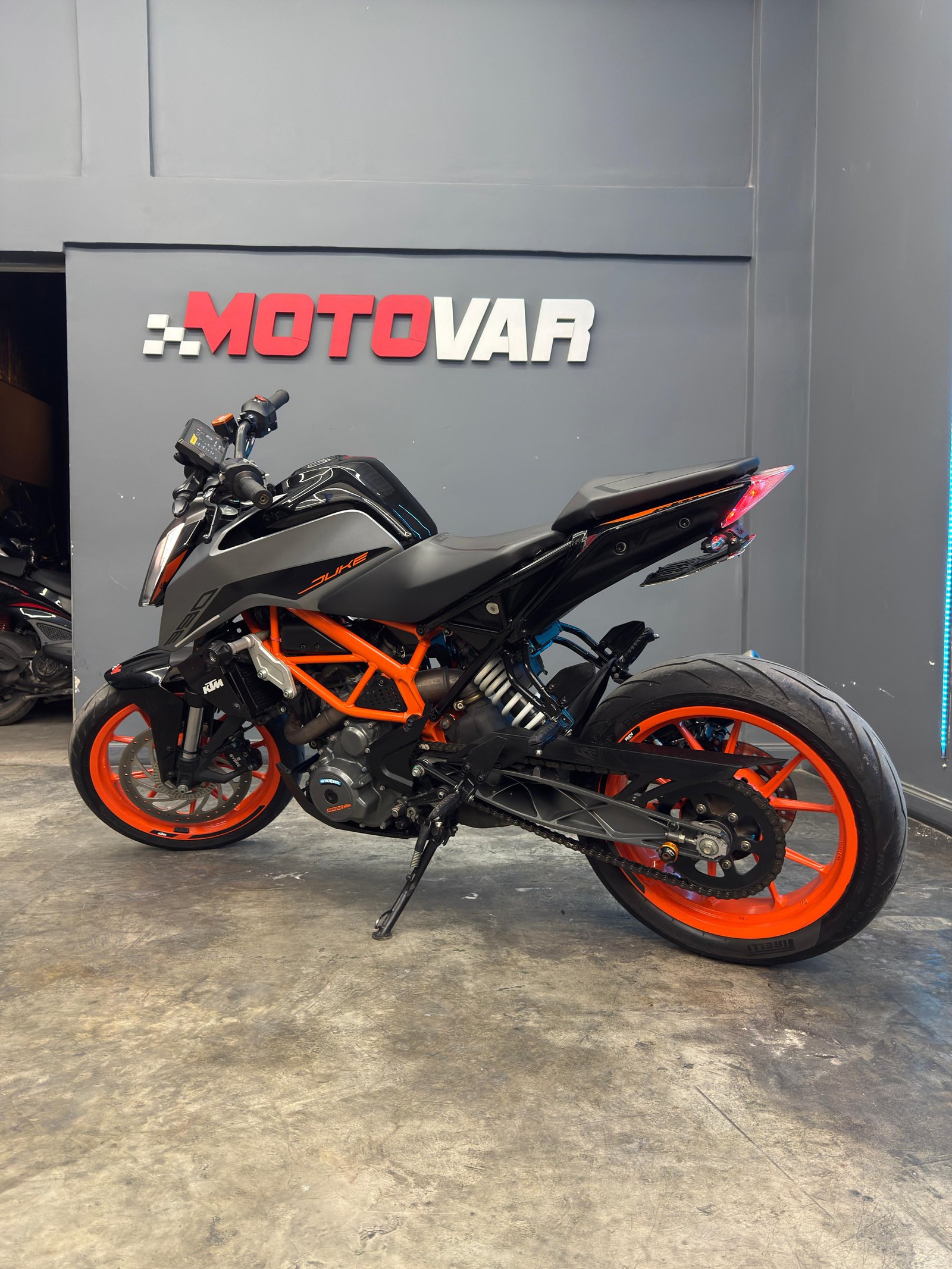 KTM DUKE 390 2021