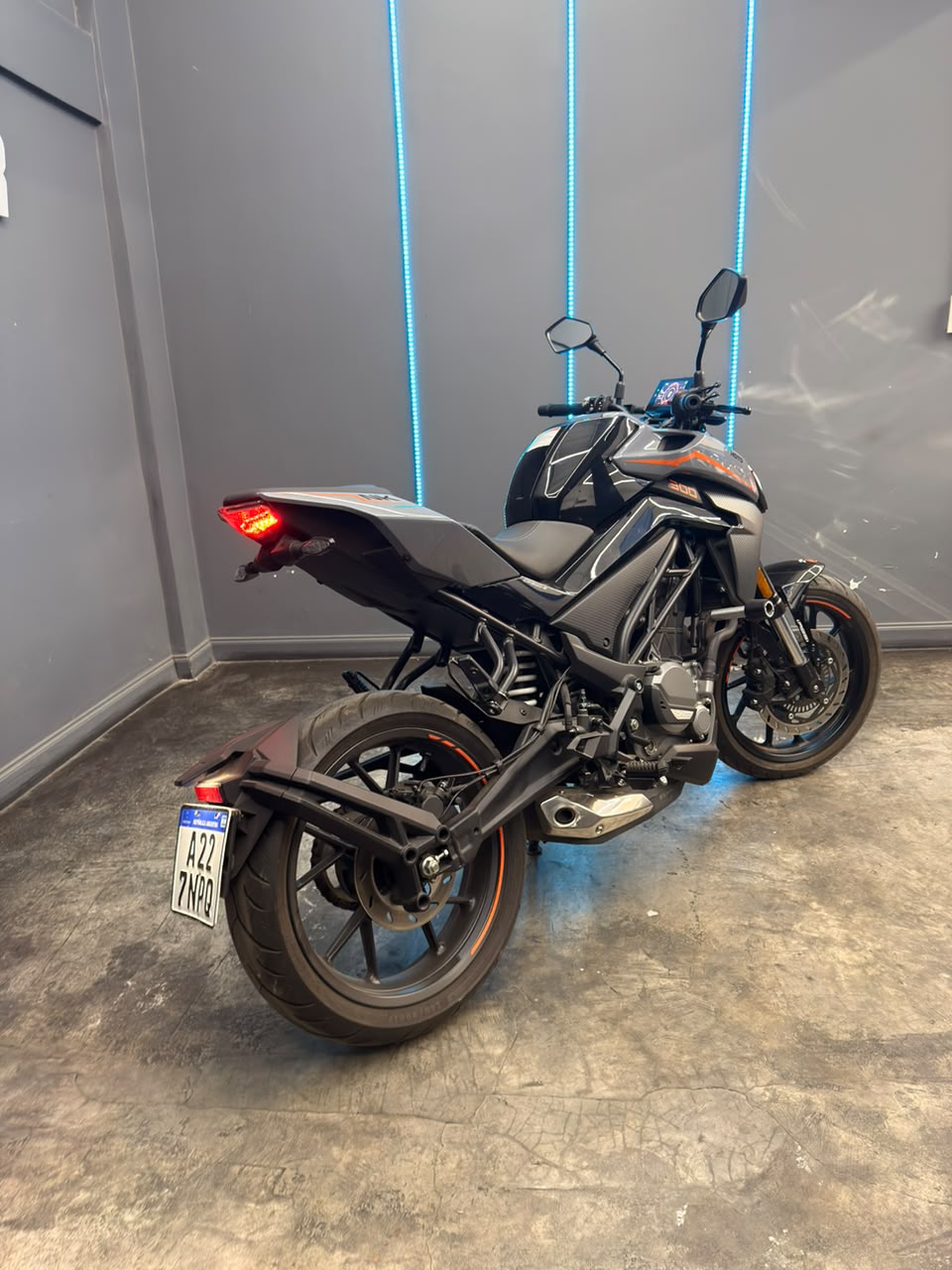 CFMOTO 300NK 2024