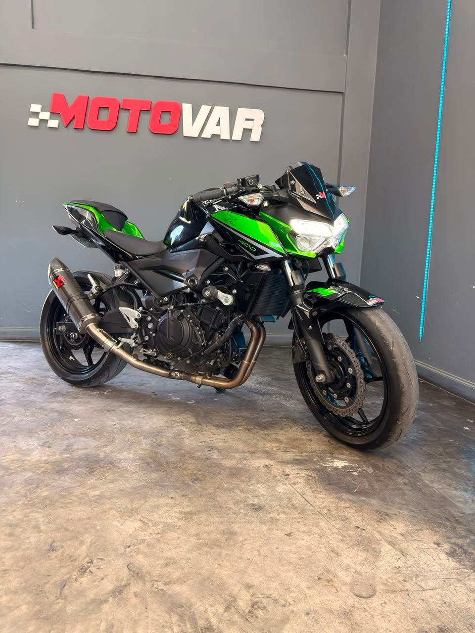 KAWASAKI Z400 2023