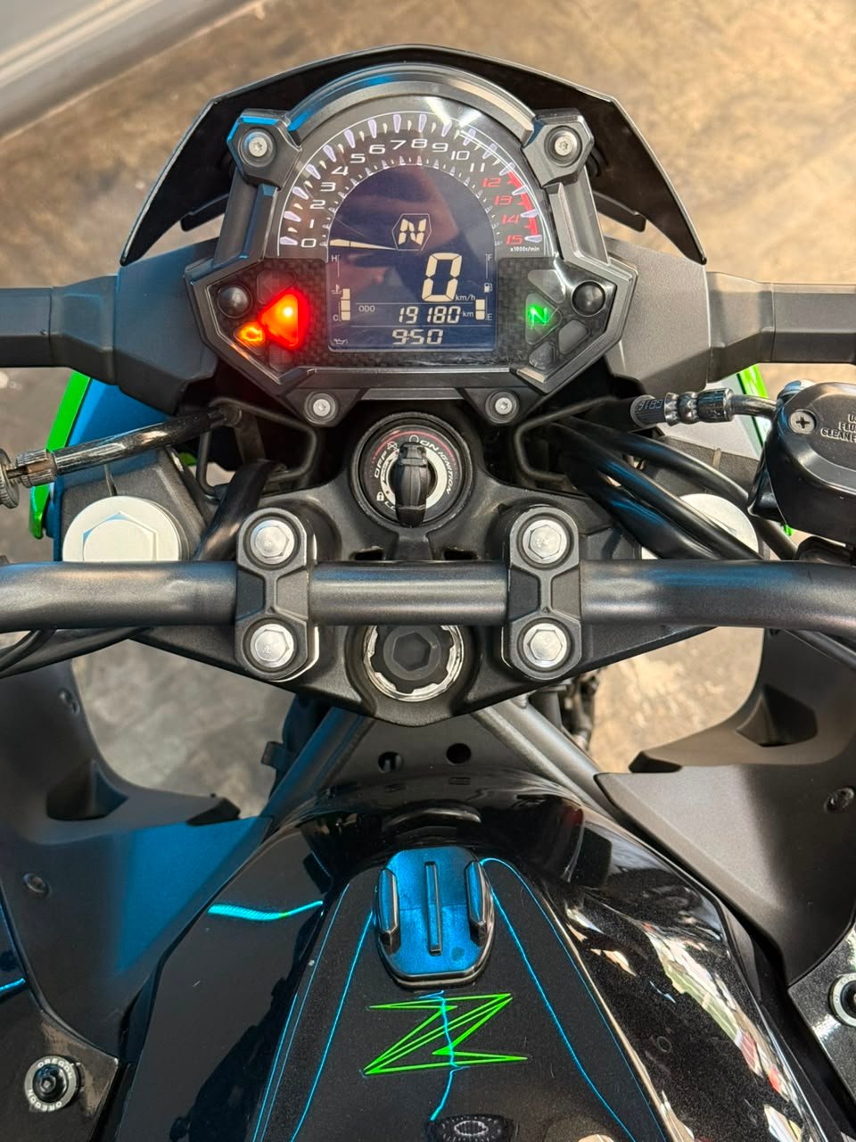 KAWASAKI Z400 2023