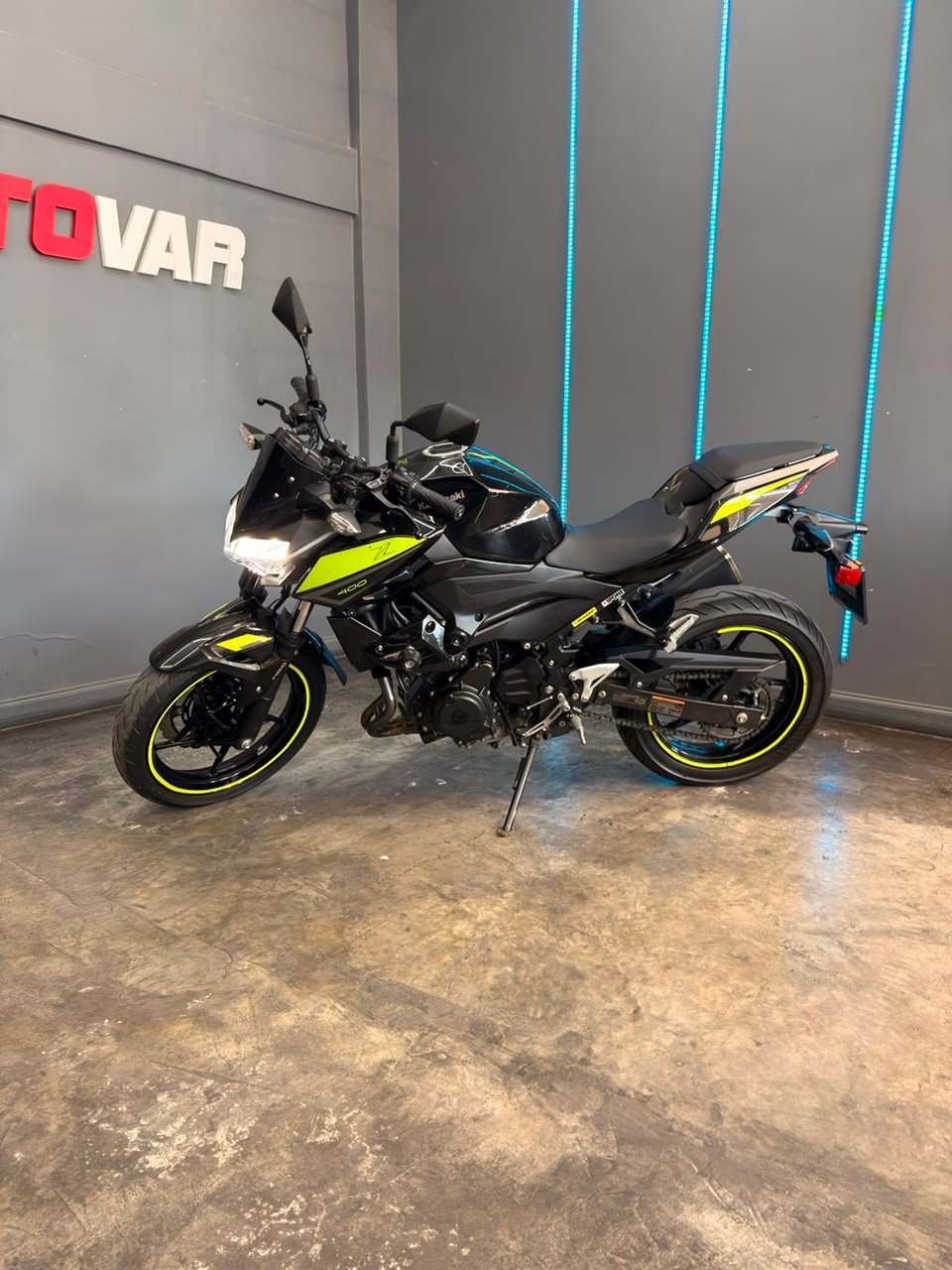 KAWASAKI Z400 2022