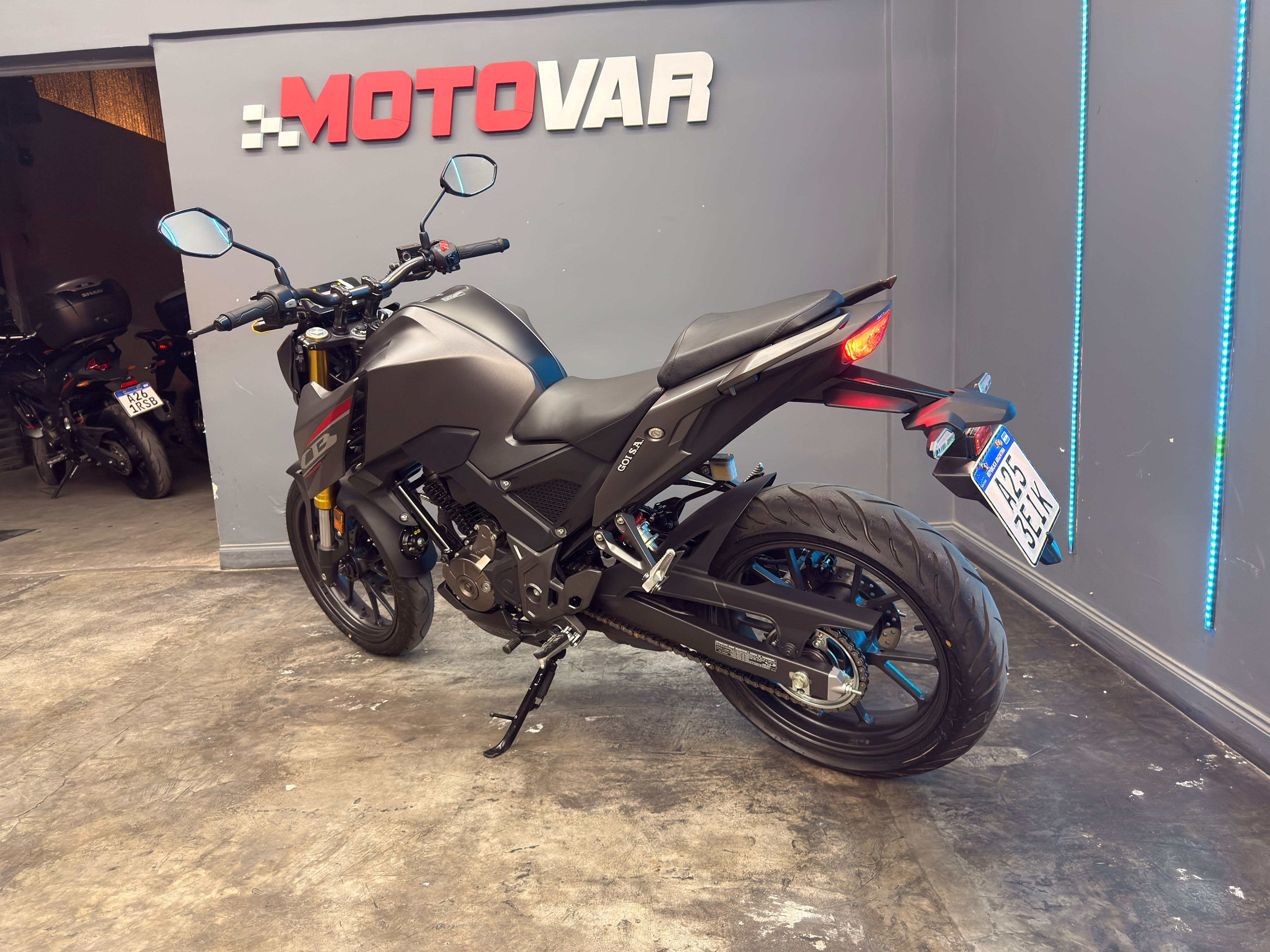 HONDA CB300 2026