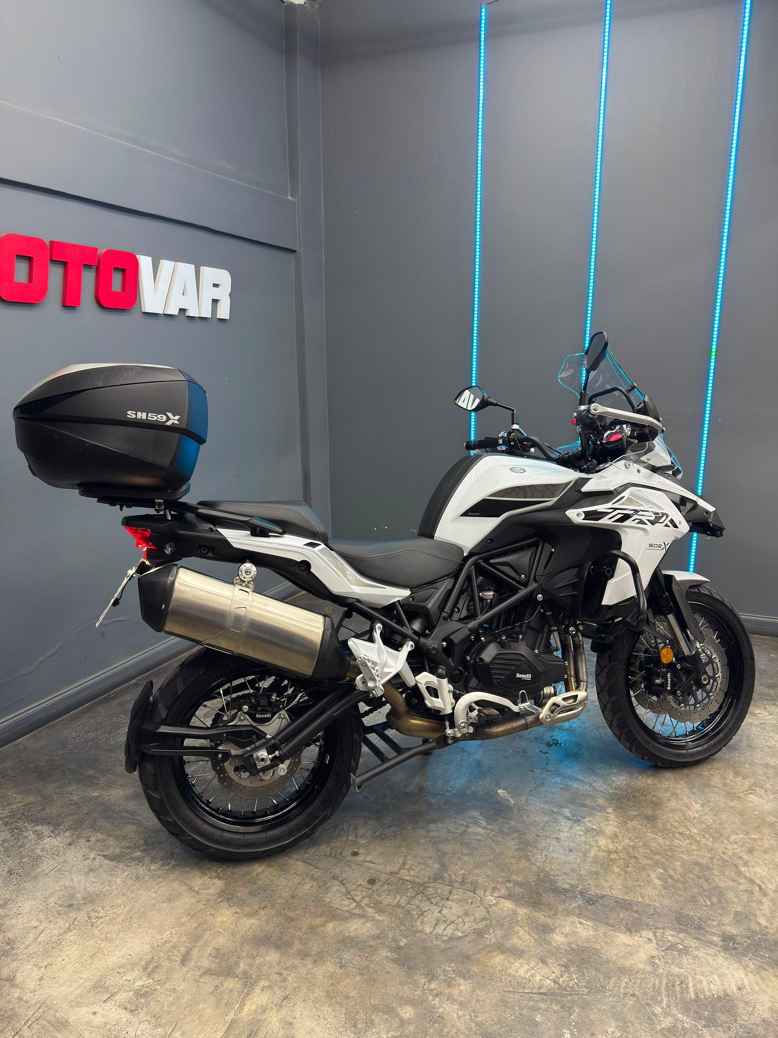 BENELLI TRK 502X 2025