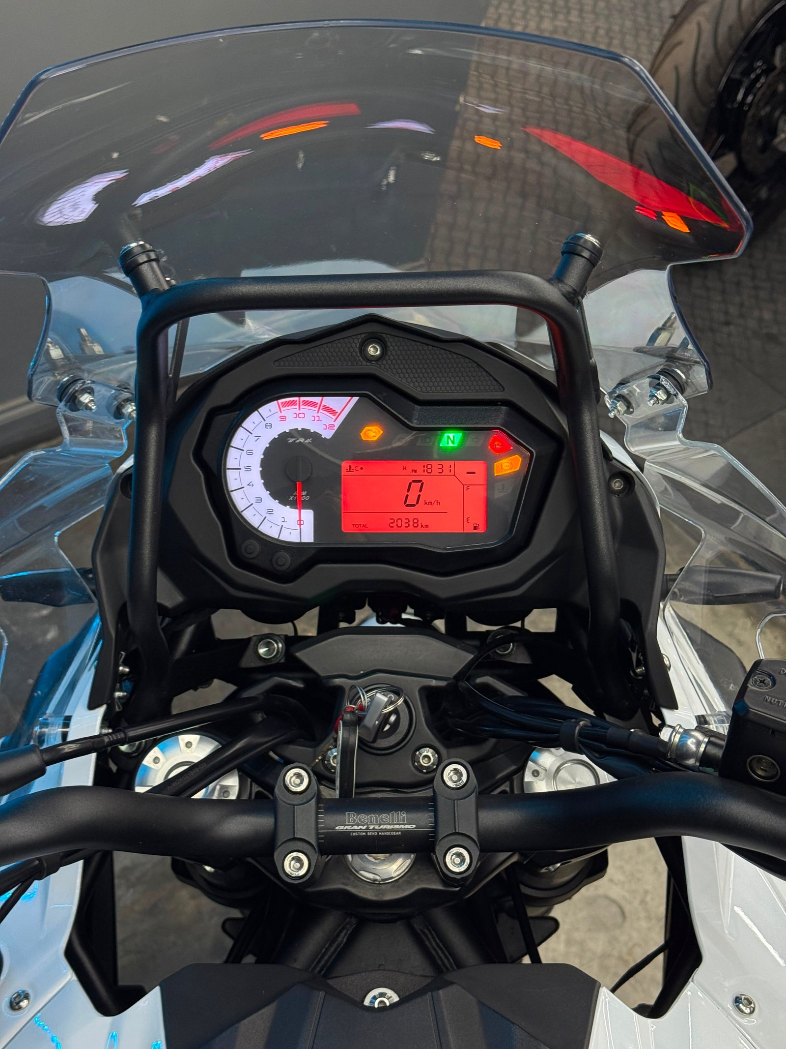 BENELLI TRK 502X 2025