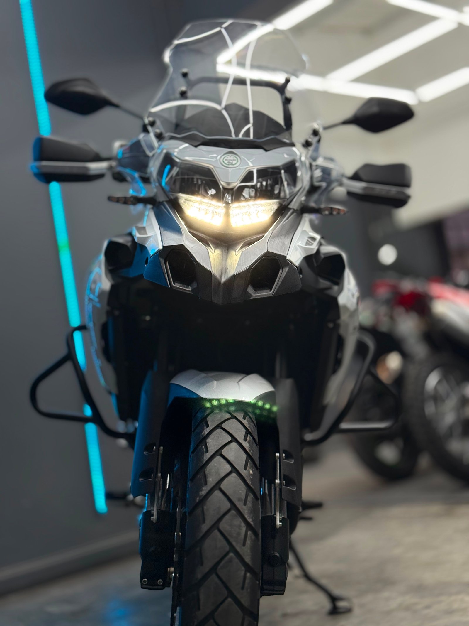 BENELLI TRK 502X 2025