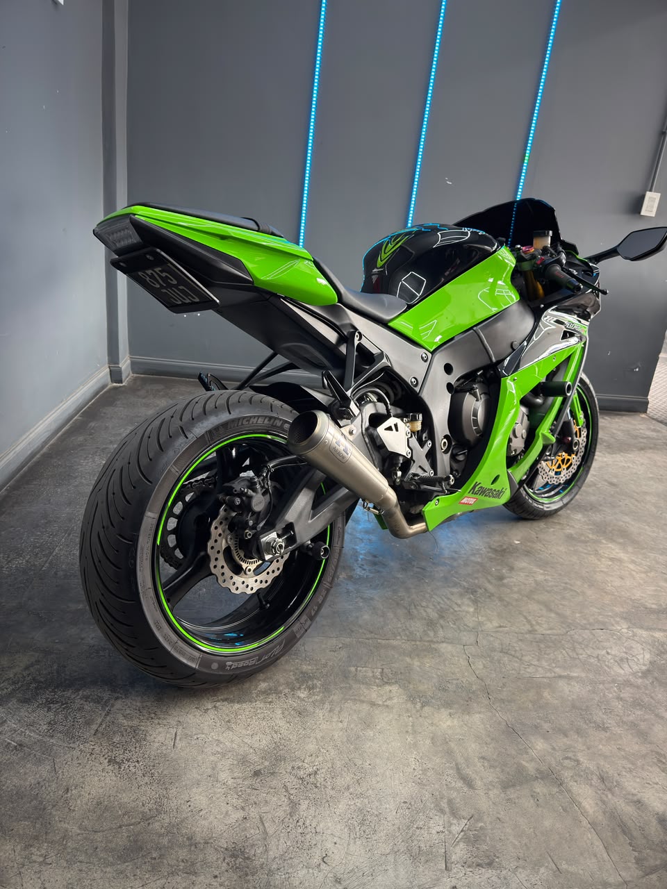 KAWASAKI ZX10R 2013