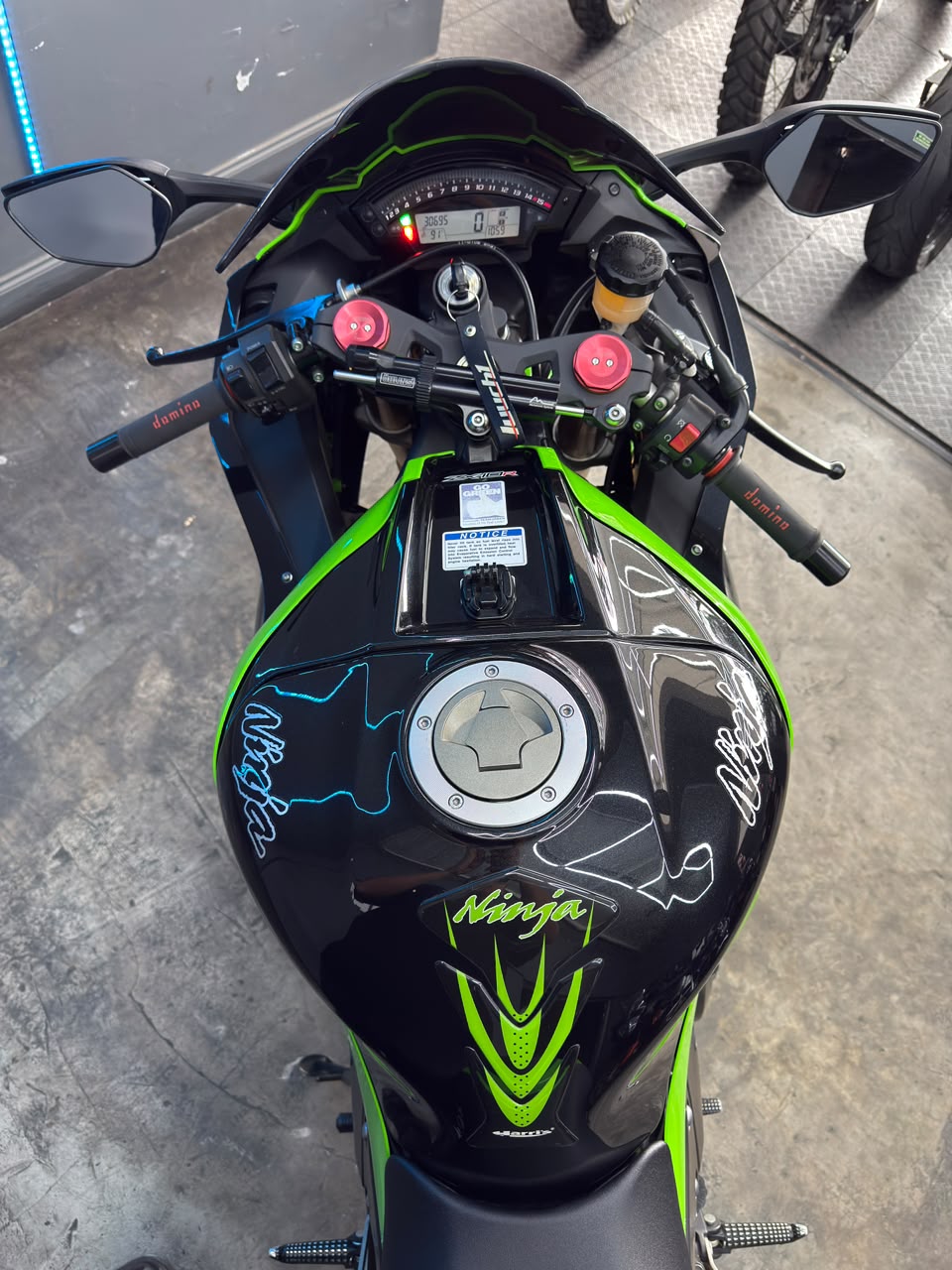 KAWASAKI ZX10R 2013