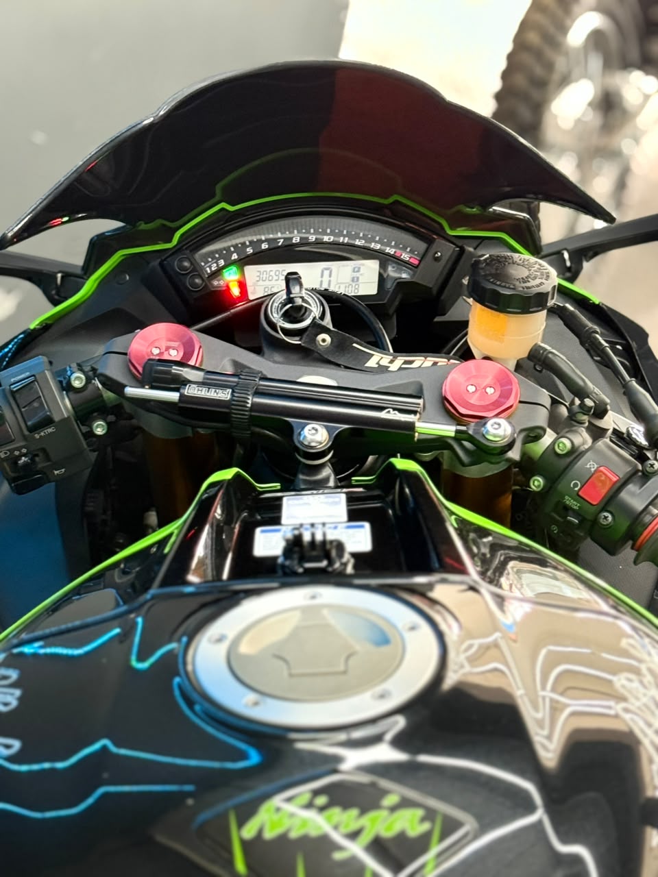 KAWASAKI ZX10R 2013