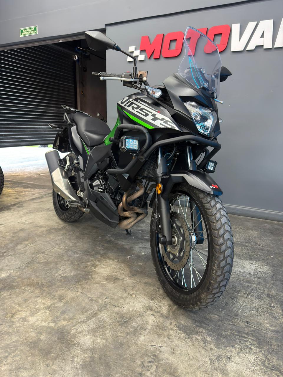 KAWASAKI VERSYS 300 2021