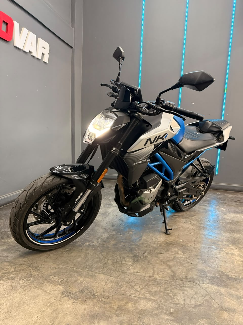 CFMOTO 300NK 2023
