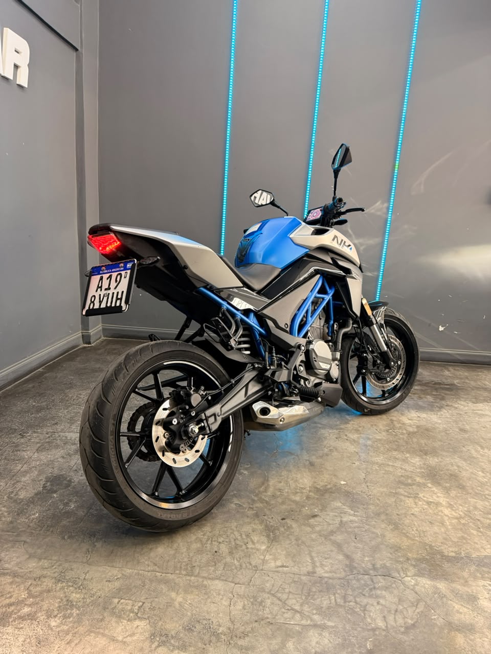 CFMOTO 300NK 2023